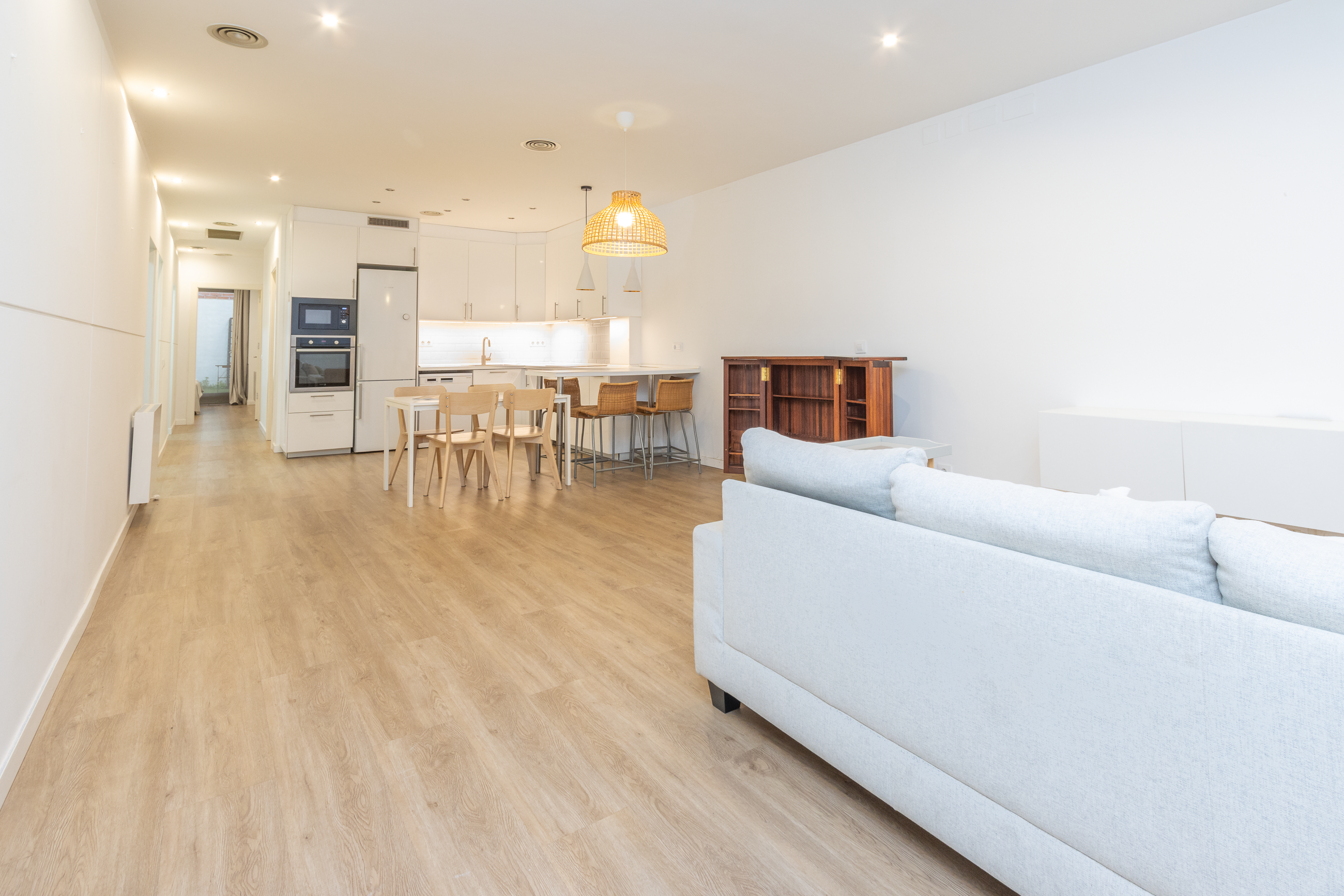 Piso renovado con patio en el corazón de Blanes