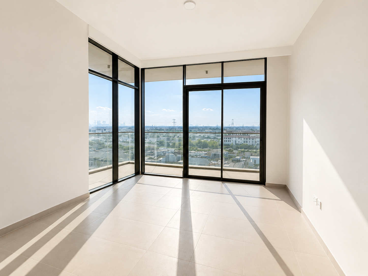Bright & Spacious | Luxury Living | Corner