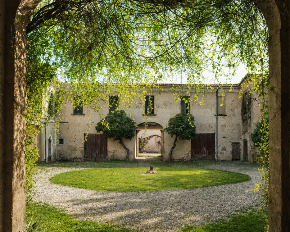Palazzo Oldofredi-Ferlinghetti: Un tesoro storico e prestigioso nel cuore della Franciacorta