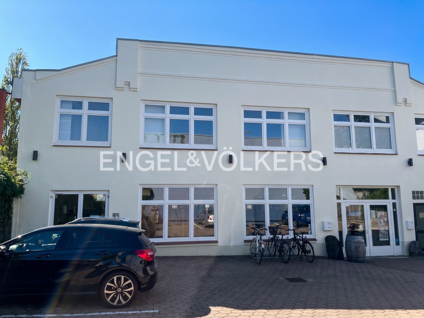 Repräsentatives Loft-Büro nahe der Außenalster