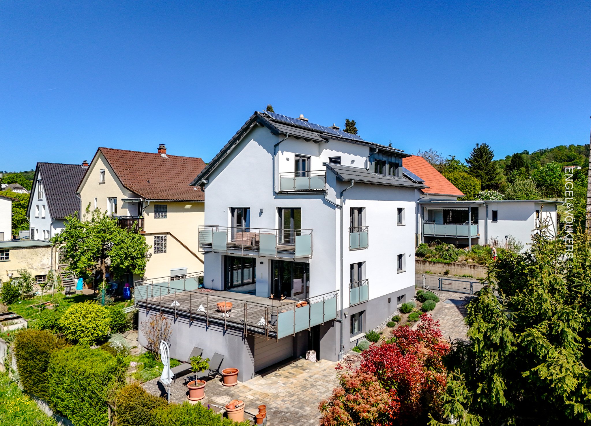 Exklusives Familiendomizil mit traumhaftem Fernblick