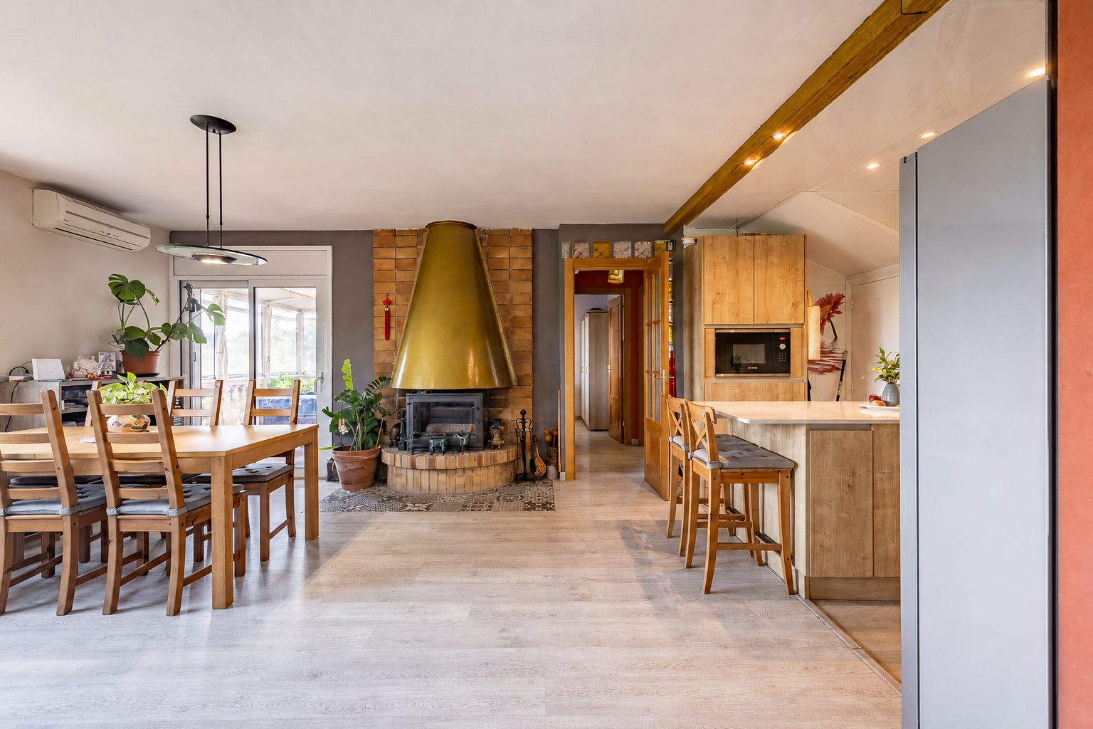 Magnificent house with views in Can Font