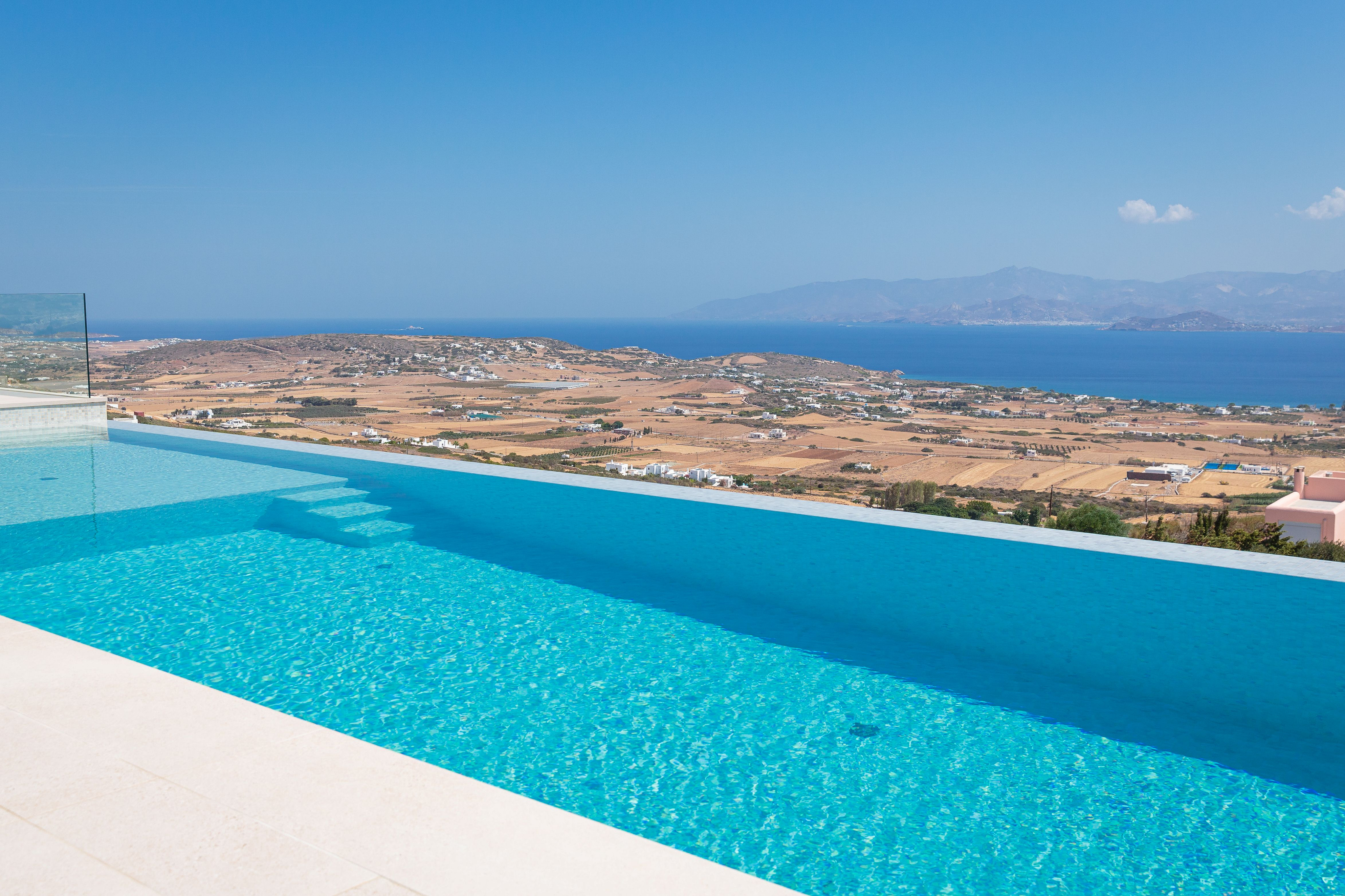 Luxury villa with passive house certification in Kostos, Paros