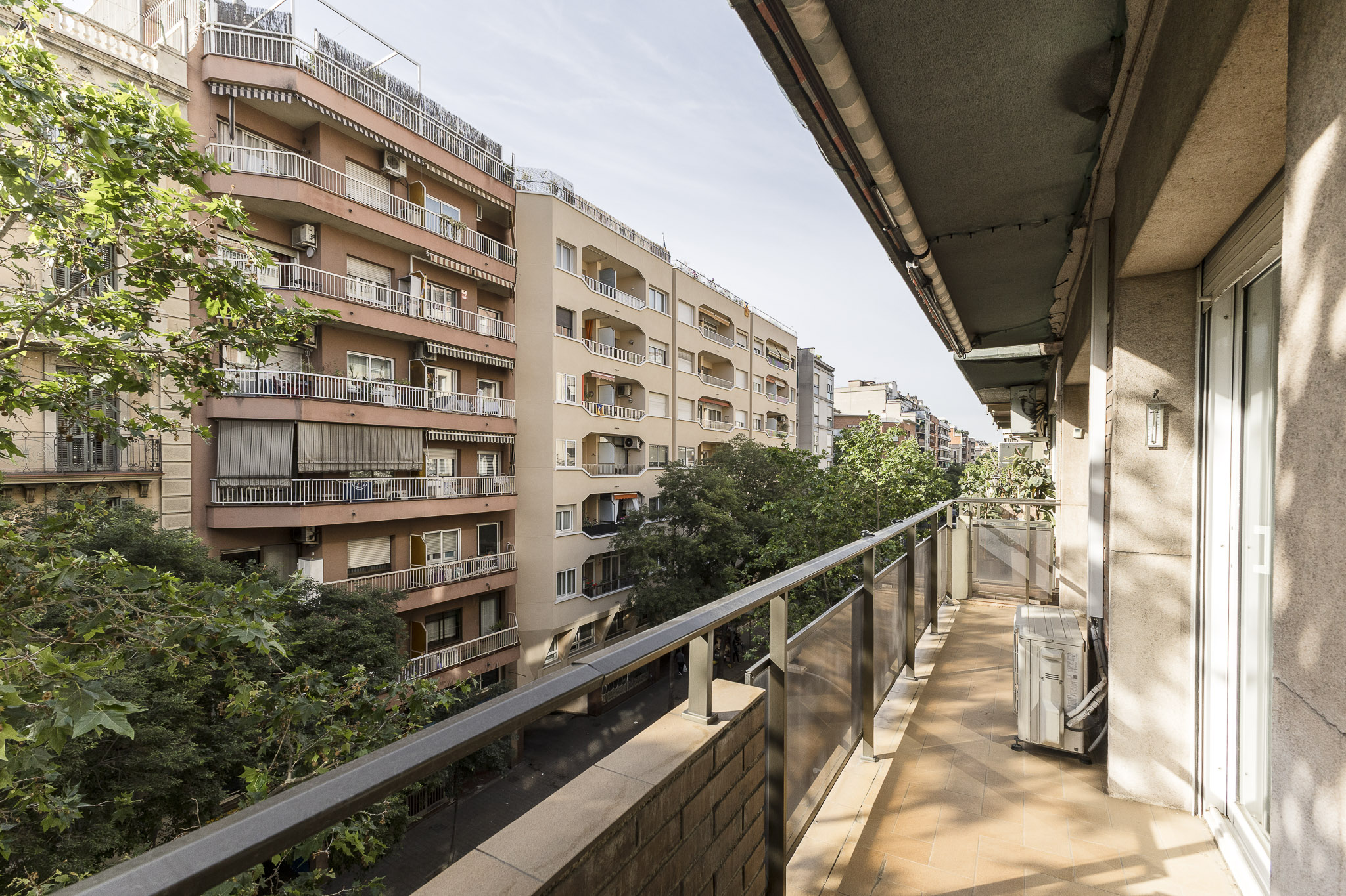Amplia y luminosa vivienda familiar