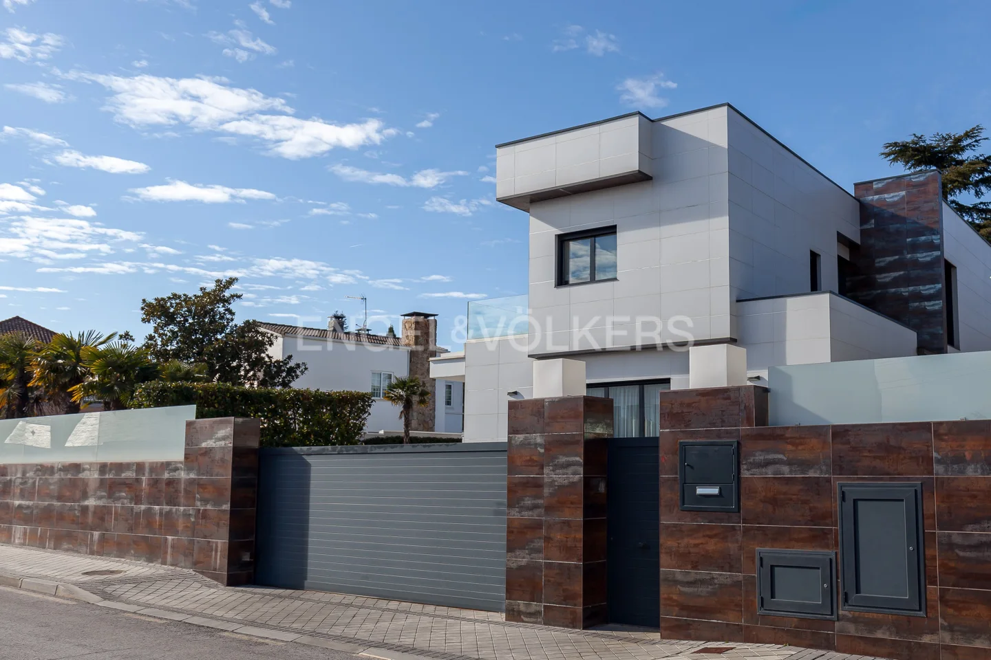 Modern and luxurious home in Las Rozas