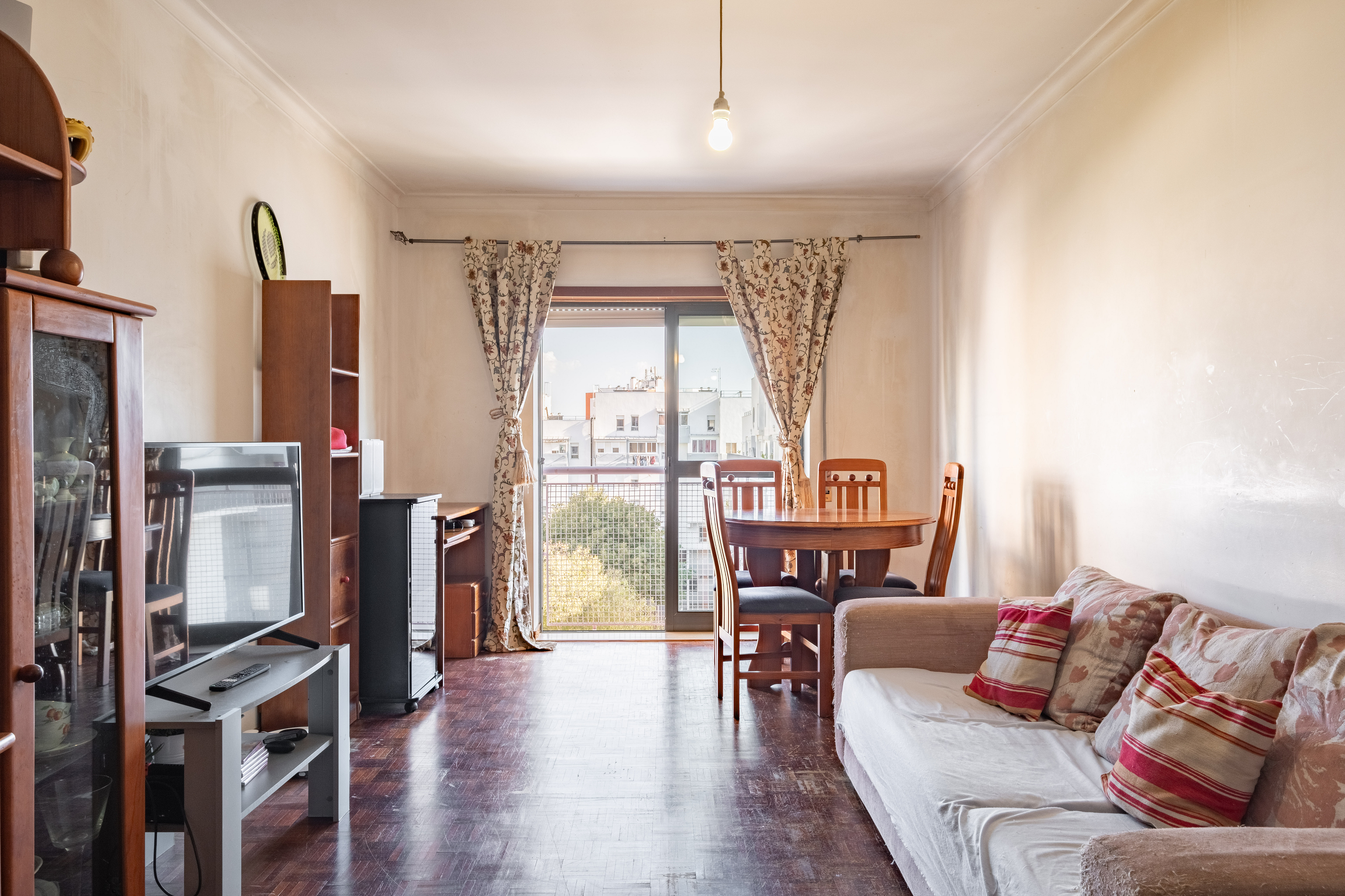 4 Room Apartment in Marvila