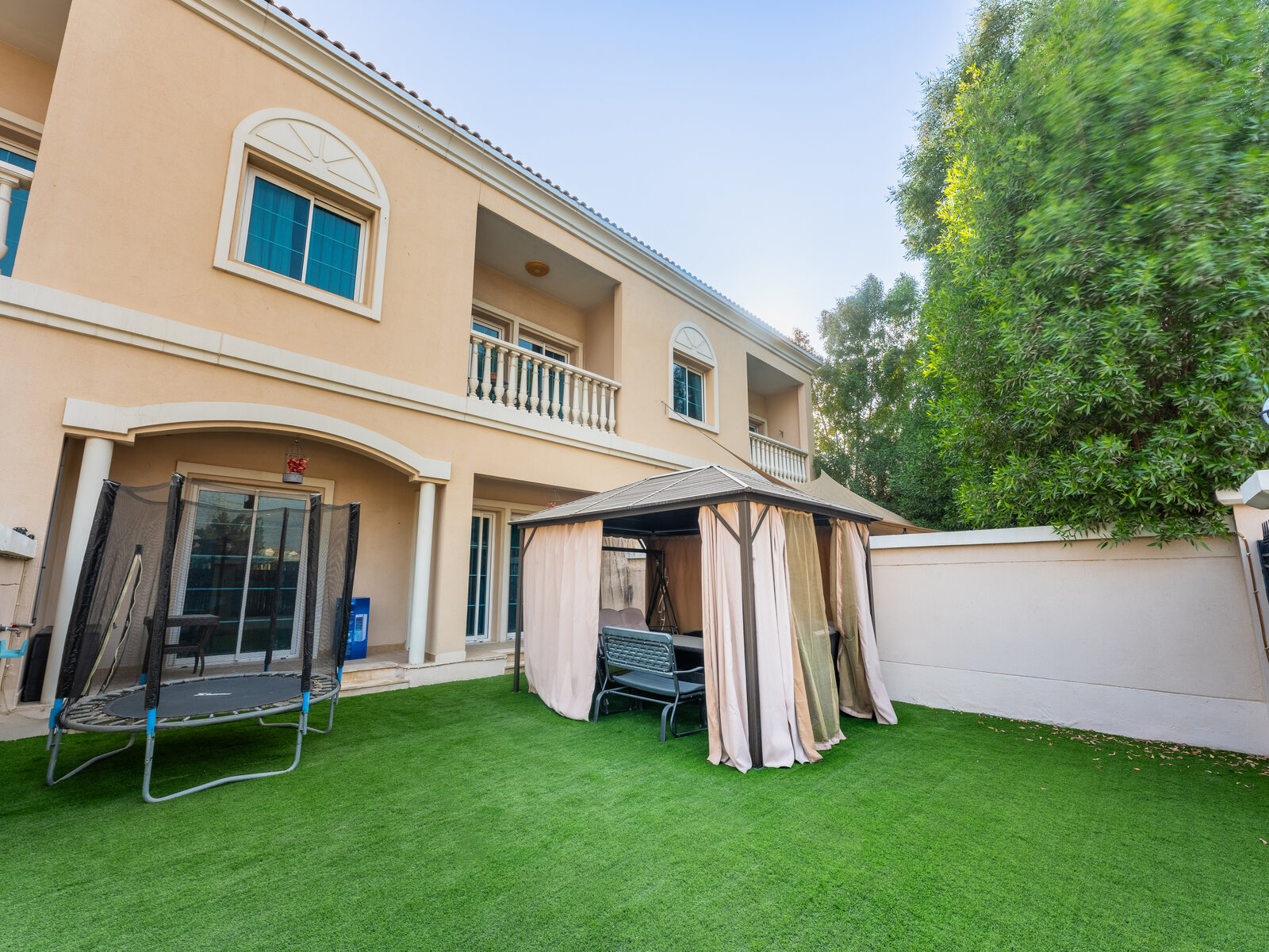 Exclusive | Unfurnished | Single Row | Vacant Aug 9th