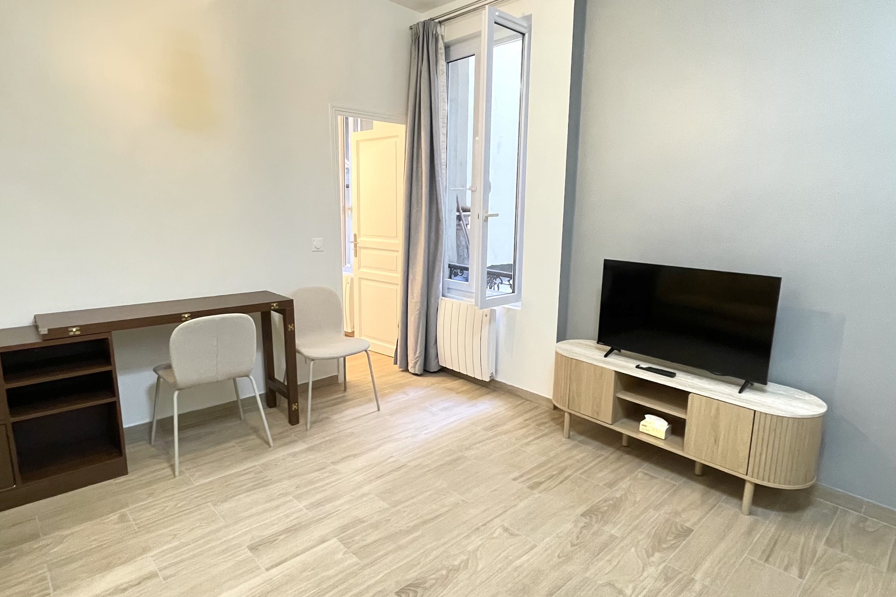 1-bedroom apartment - Ternes