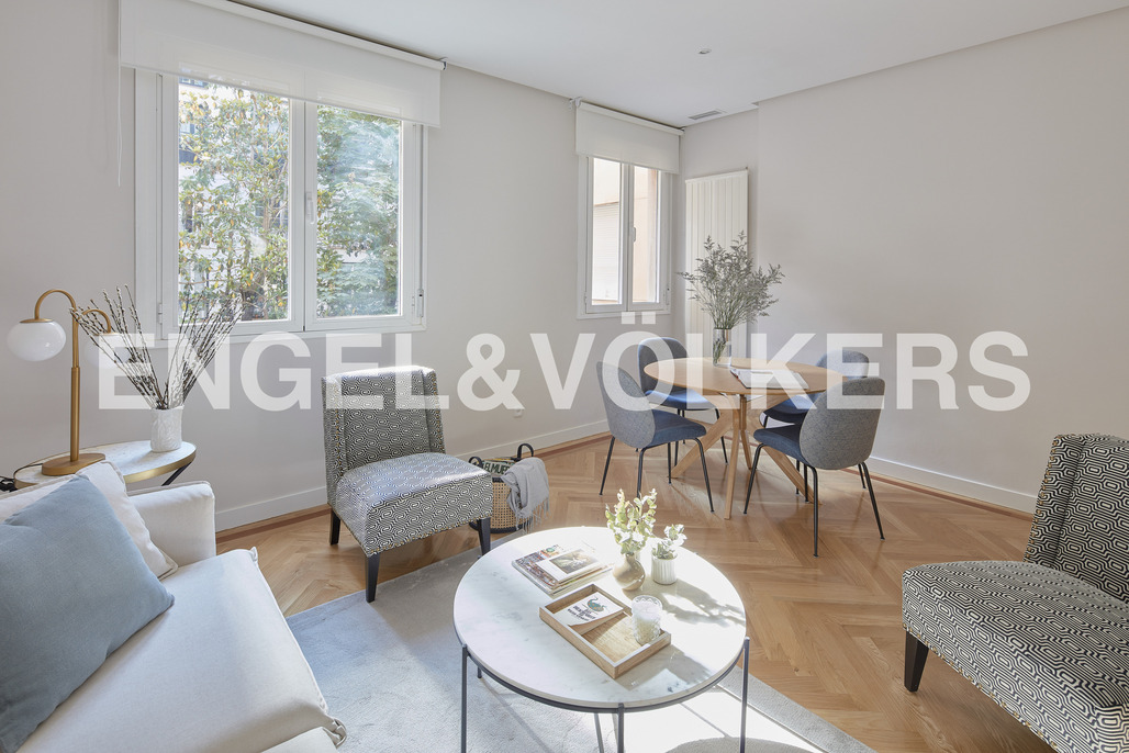 Furnished apartment for short- and long-term stays for rent in Salamanca