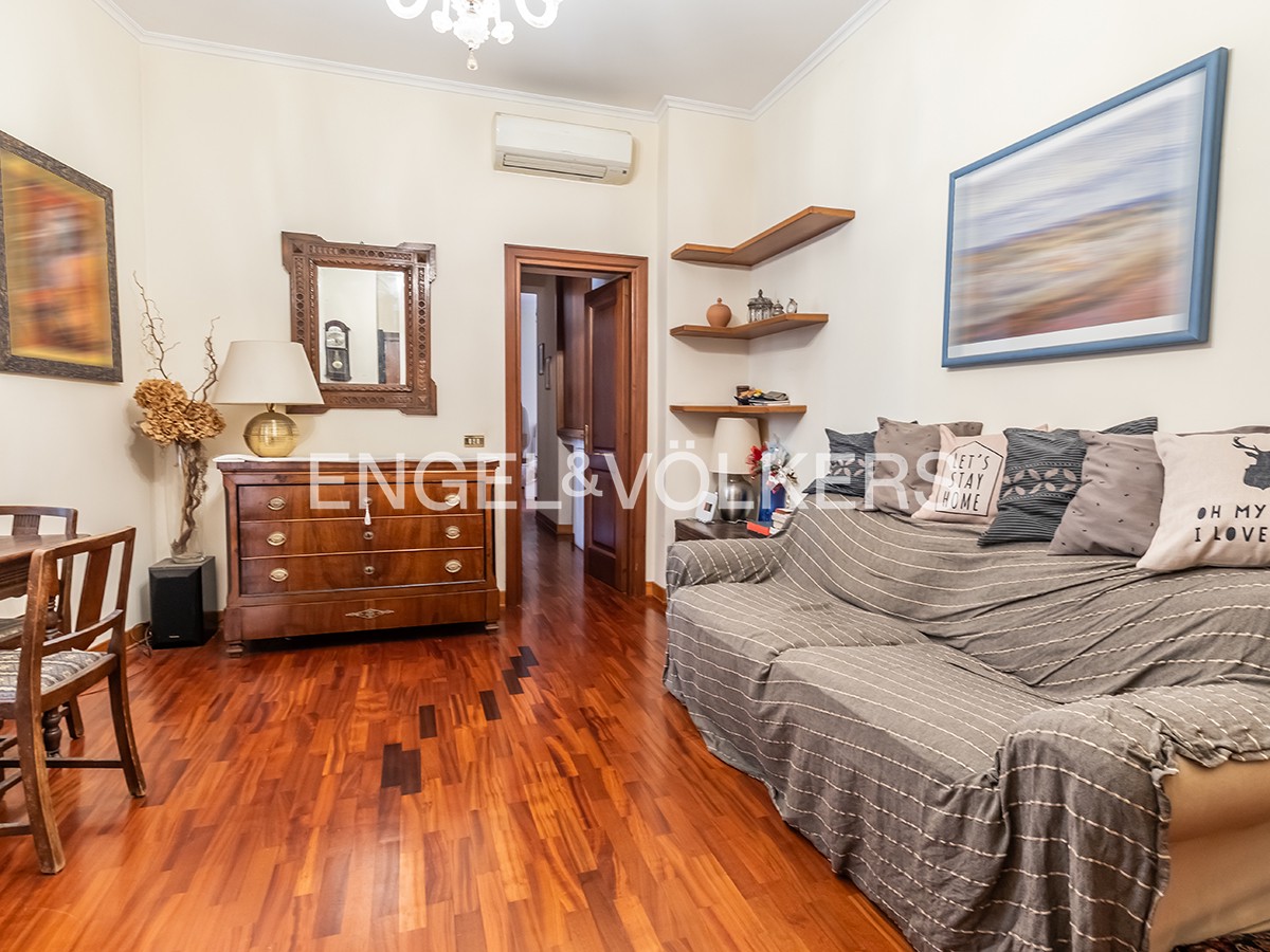 Furnished one-bedroom flat on Mecenate Street