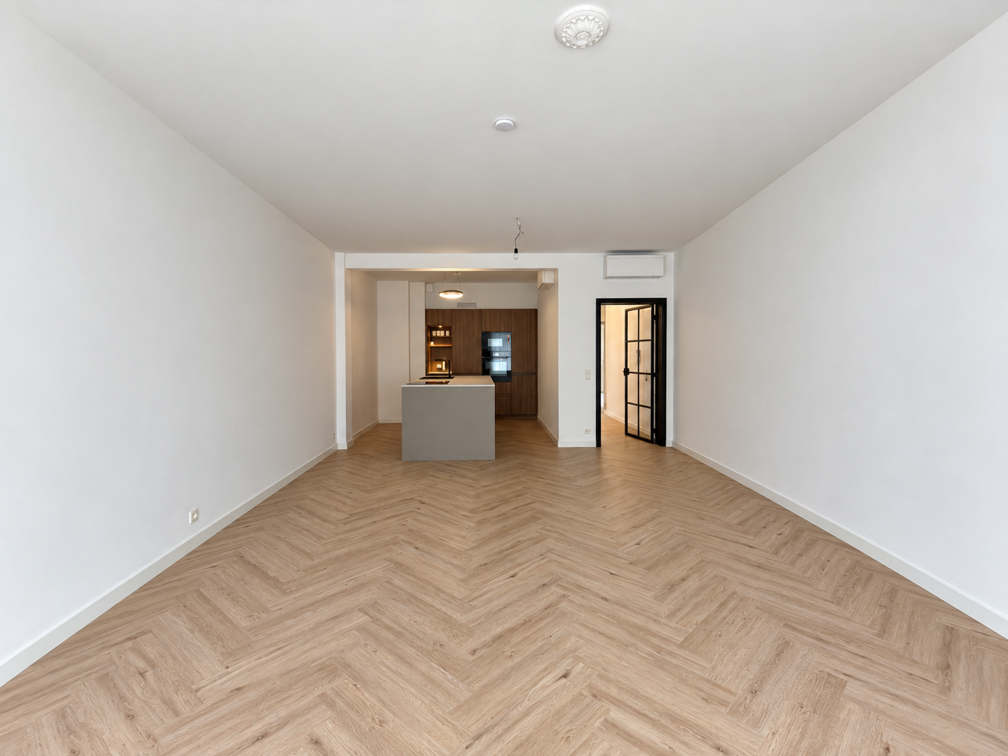Tiptop gerenoveerd gelijkvloers appartement met 2 slaapkamers