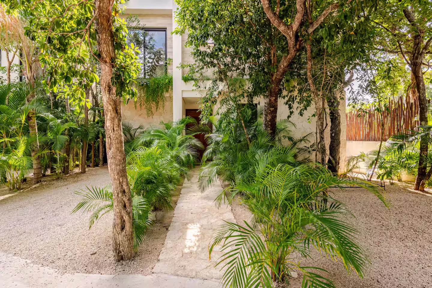 Stylish 5Bed Villa La Privada Aldea Zama Tulum 3