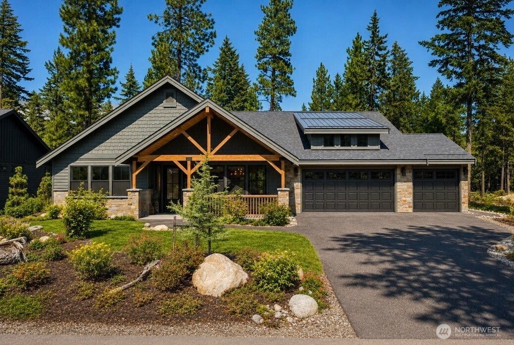 Refined Living on the Cle Elum River Conservancy