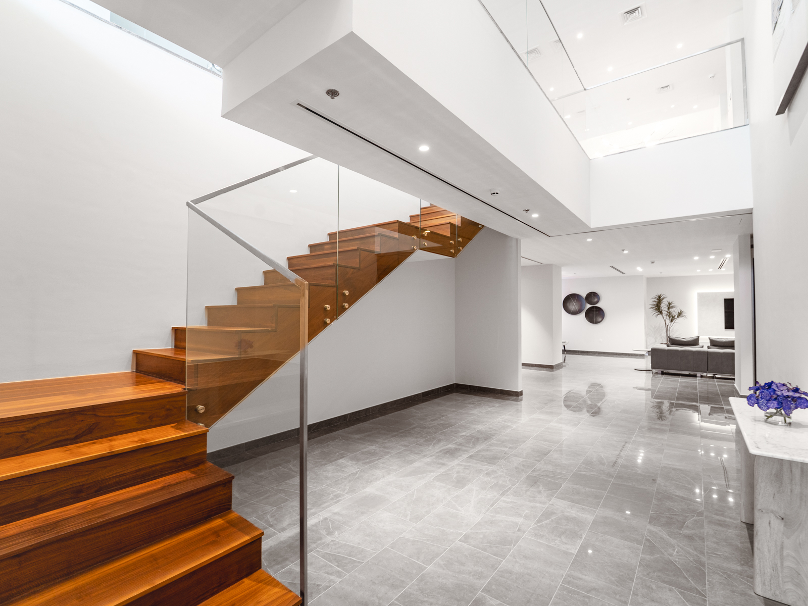 Luxury | Marina View | Townhouse  | Vacant