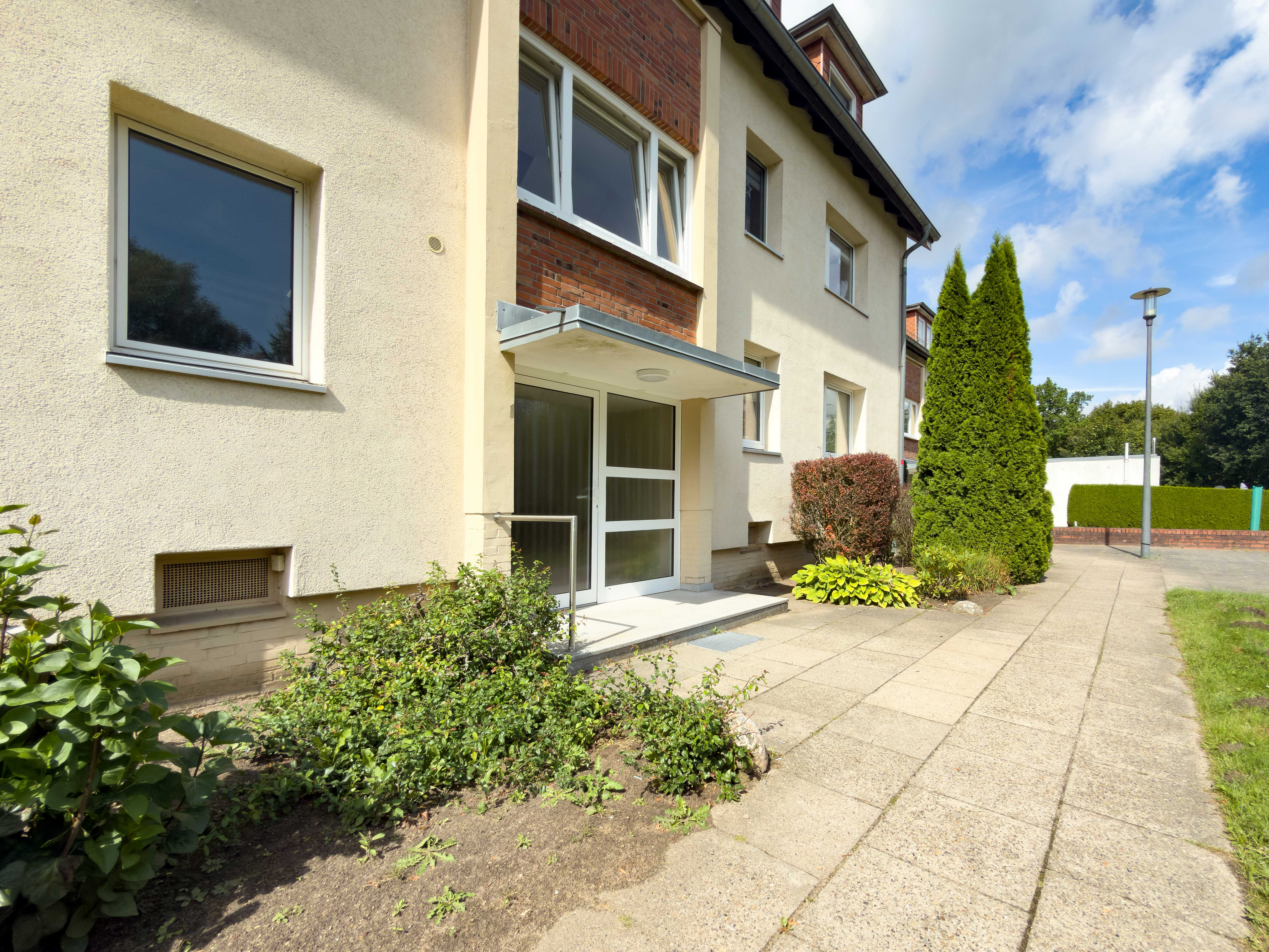 3-Zimmerwohnung mit Terrasse, Garten und Garage zentral in Bad Oldesloe