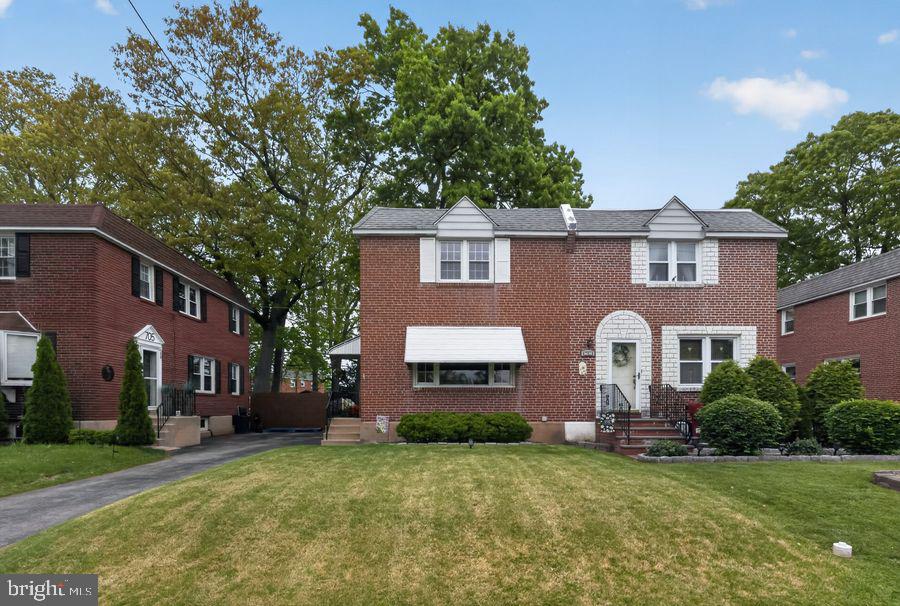 Experience Small Town Living Near Urban Conveniences