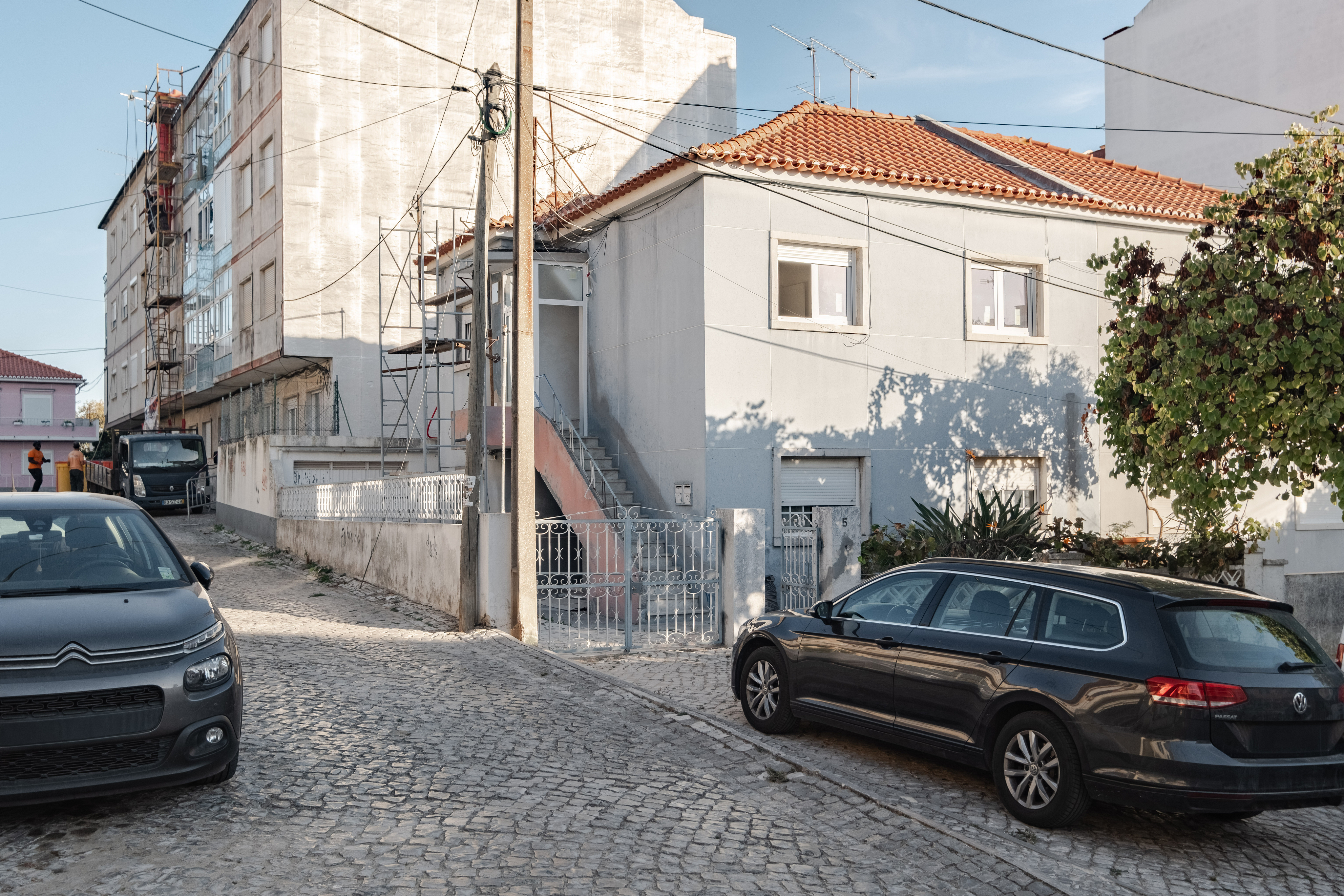 Renovated 3-Bedroom Apartment in Feijó