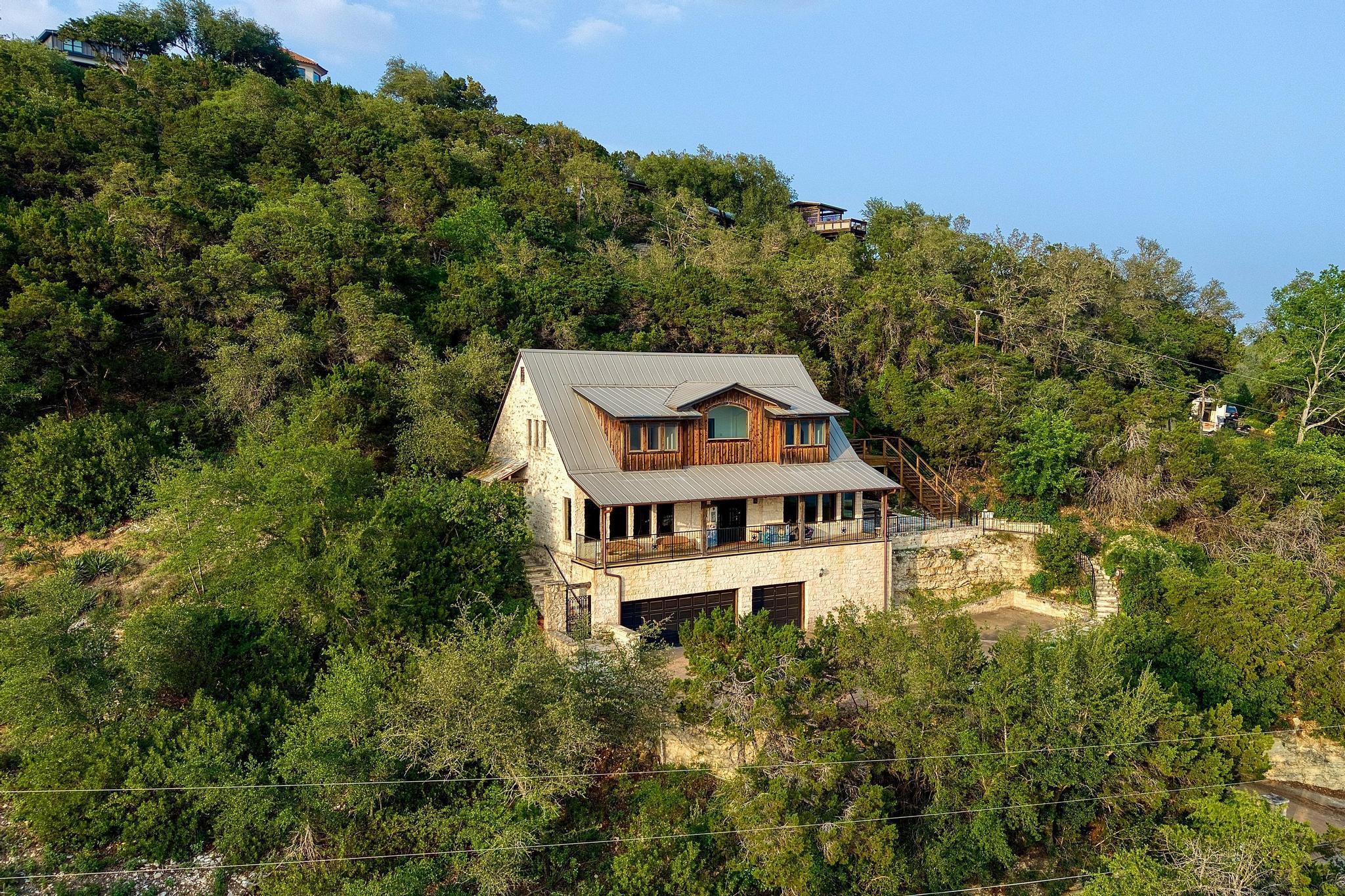 Private Hilltop Estate Overlooking Lake Travis