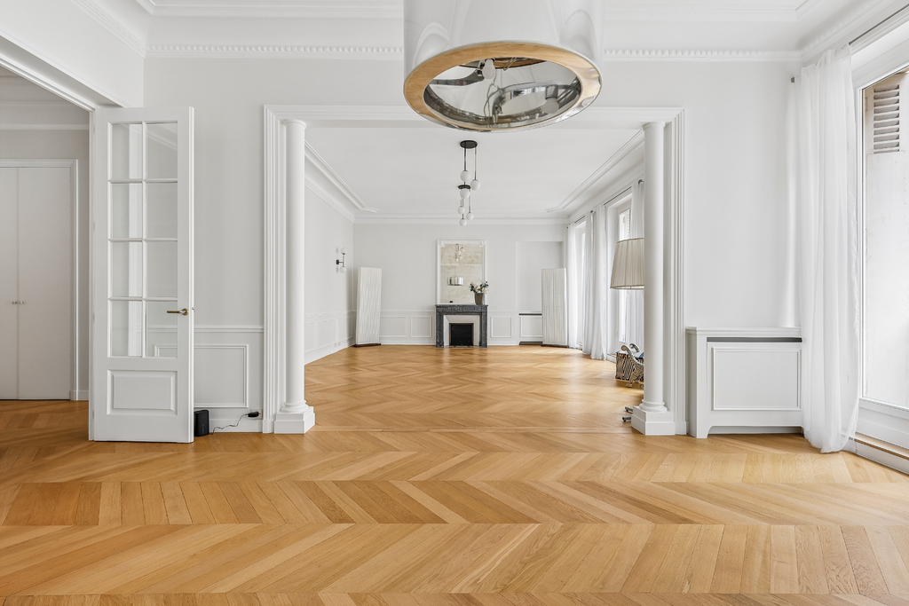 Appartement 5 pièces 149 m² · à Paris · 149 m² · 1 890 000 €