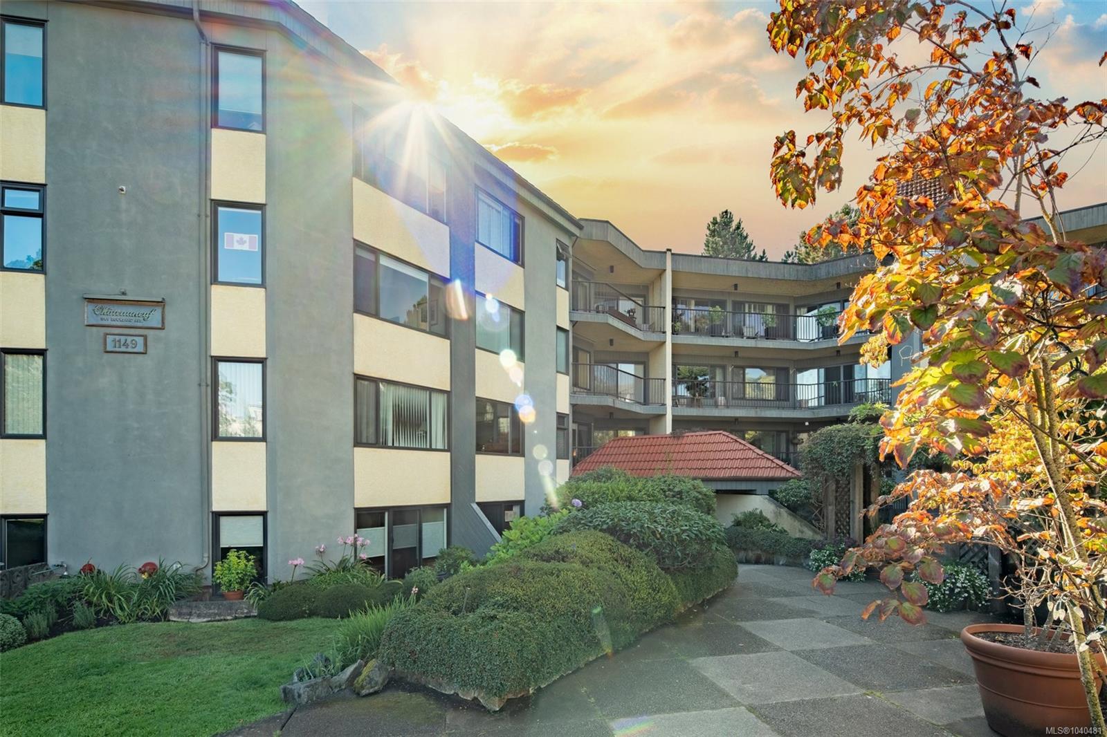 Large 2BR/2 BA Condo in Beautiful Rockland