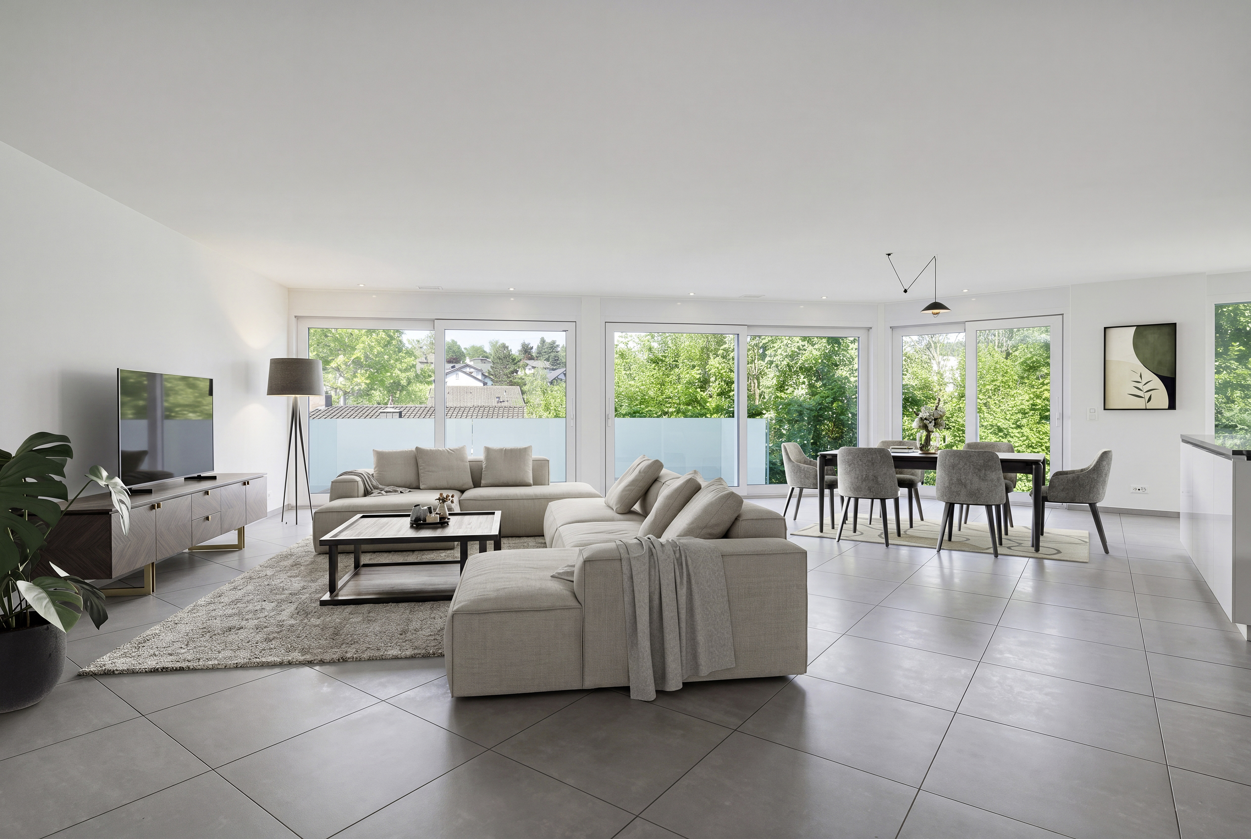 Stylish. Close to nature. Forch.