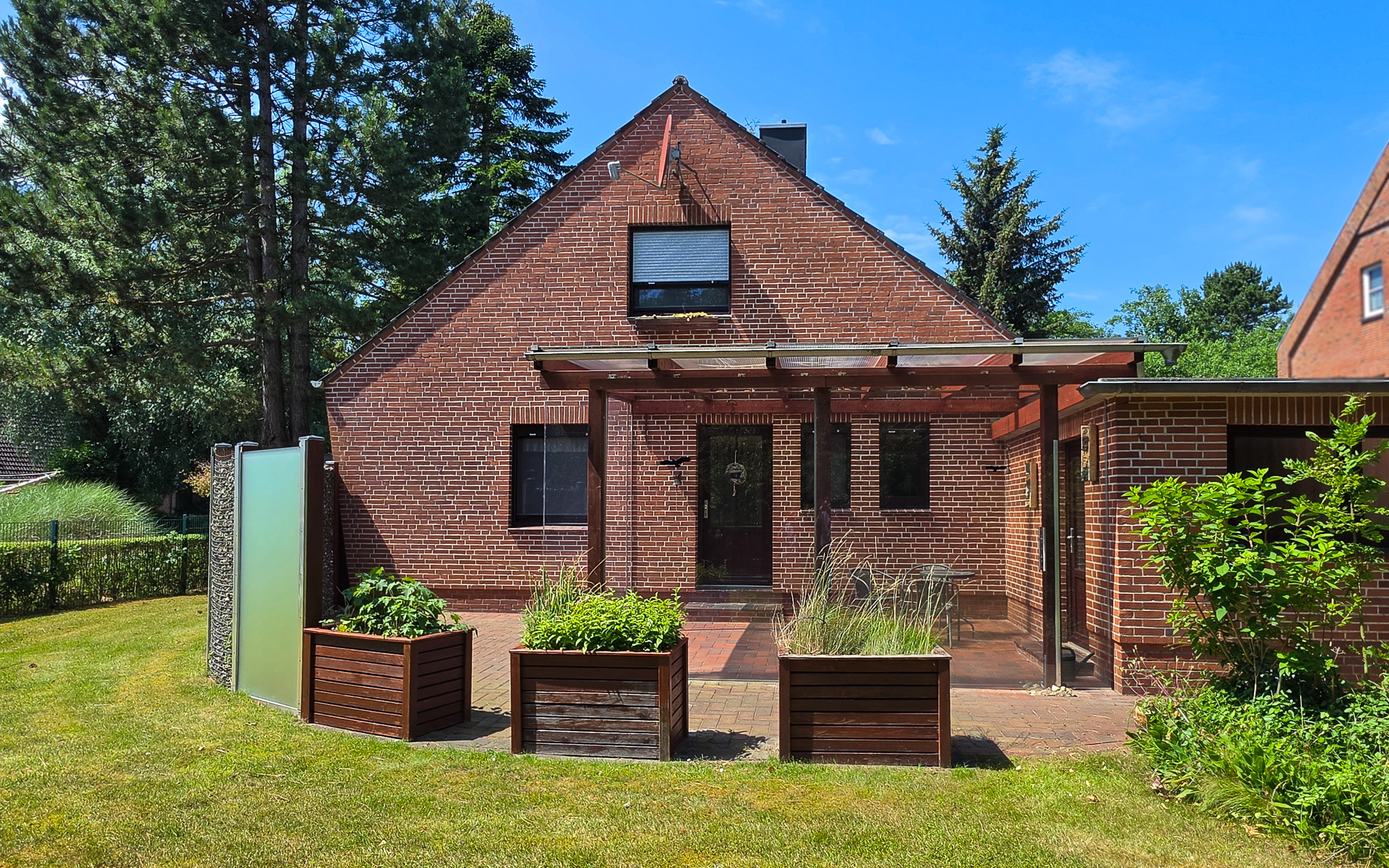 3-Zimmer-Erdgeschosswohnung mit Garten im Ortsteil Dorf