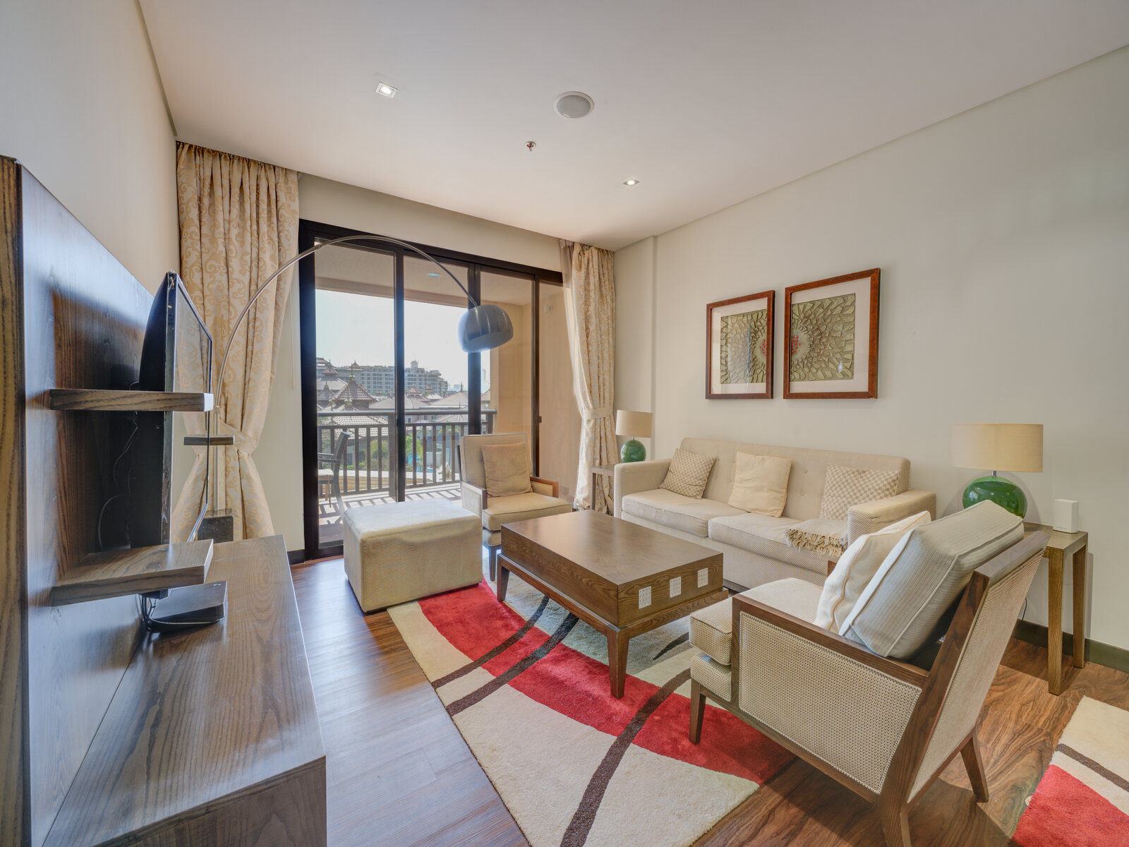 Lagoon and Skyline View  | Beach Access | Vacant