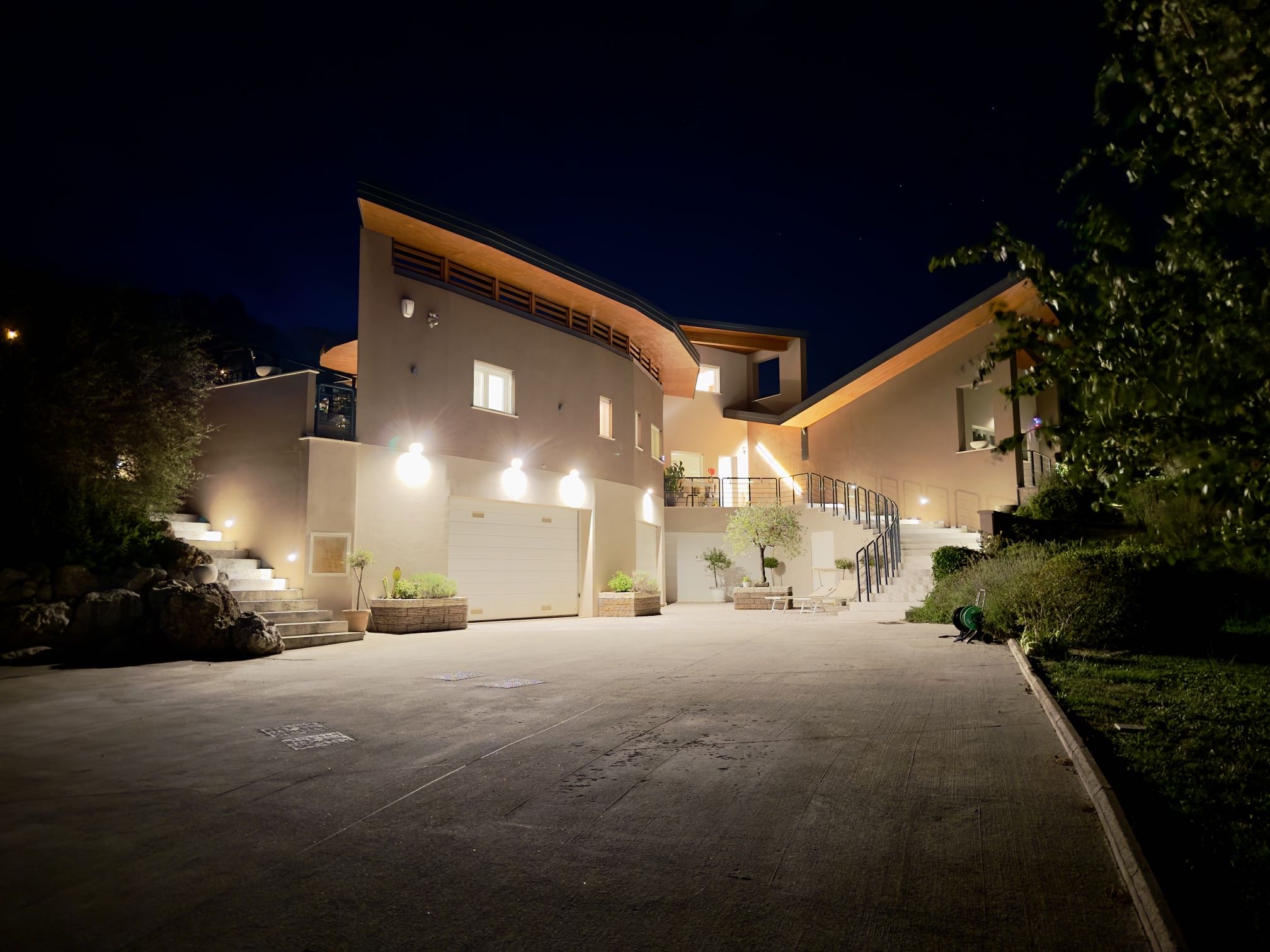 Tomorrow’s architecture: the perfect synthesis of form, light, and excellence