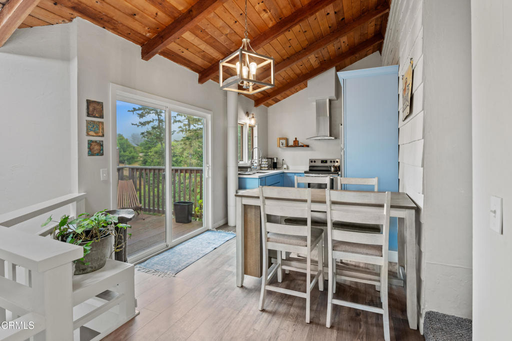 Turn‑Key Irish Beach Home with Private Beach Access