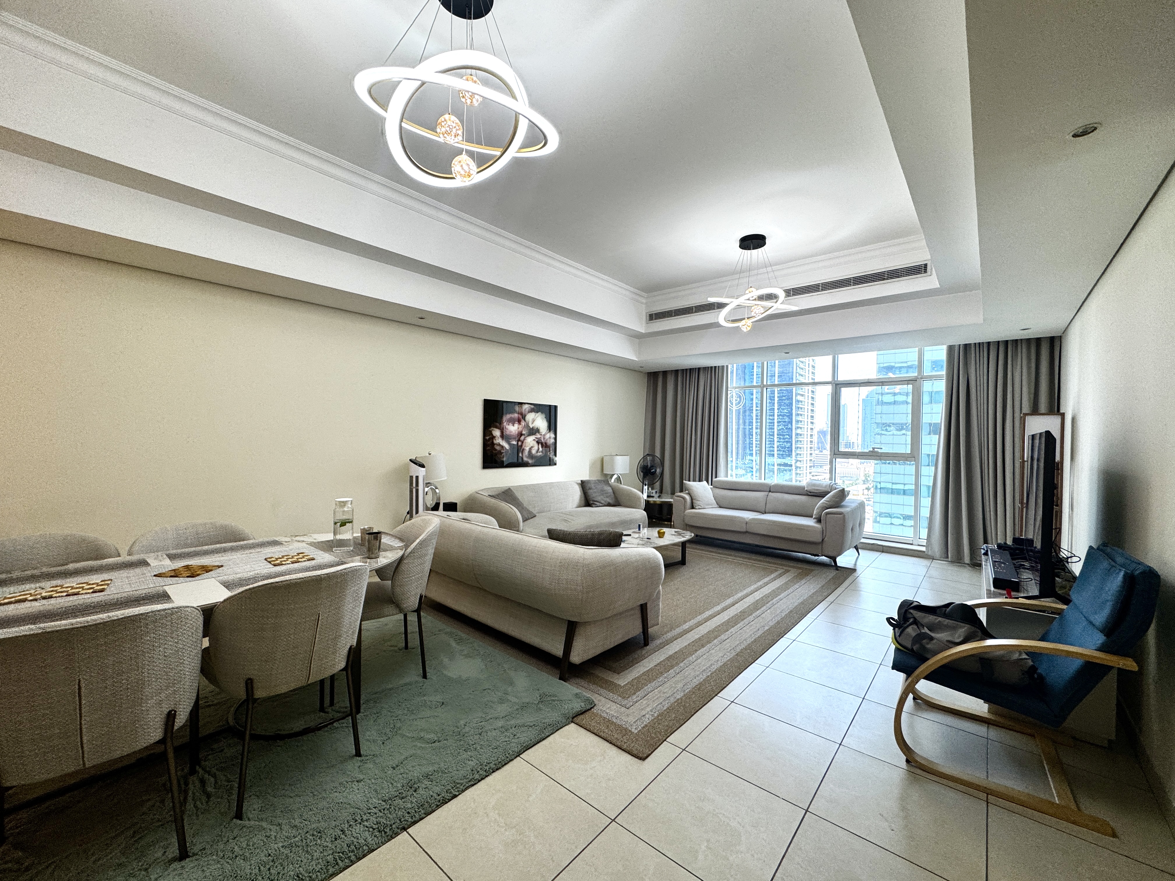 FURNISHED I PANORAMIC VIEWS I CLOSE TO METRO