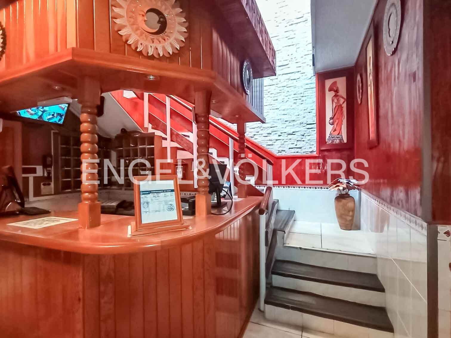 Arriendo Hotel Centro Sur Estacionamiento y Comedor