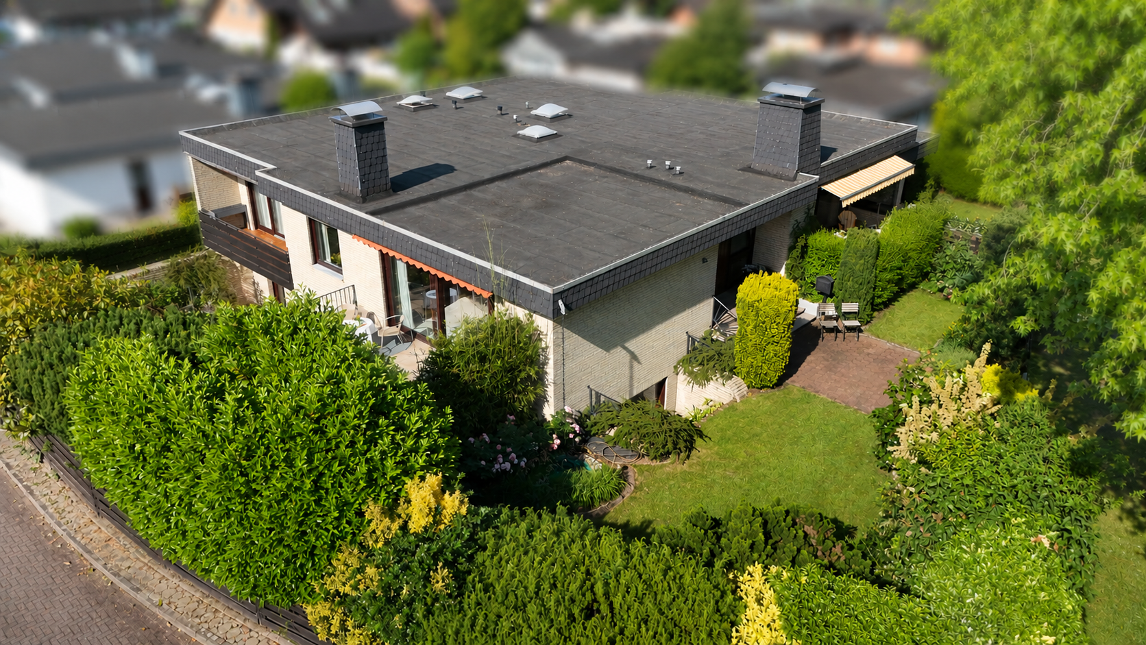 Großzügigkeit trifft Wohnkomfort – Attraktiver Bungalow in Unterfeldhaus