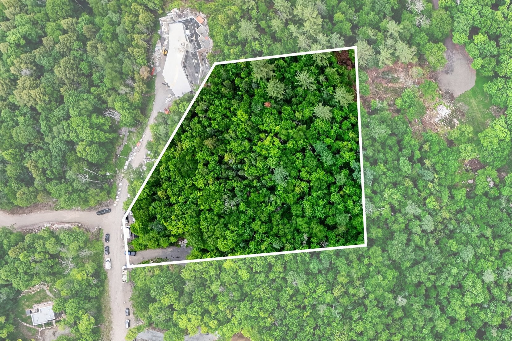 Short-term rentals permitted on this lot