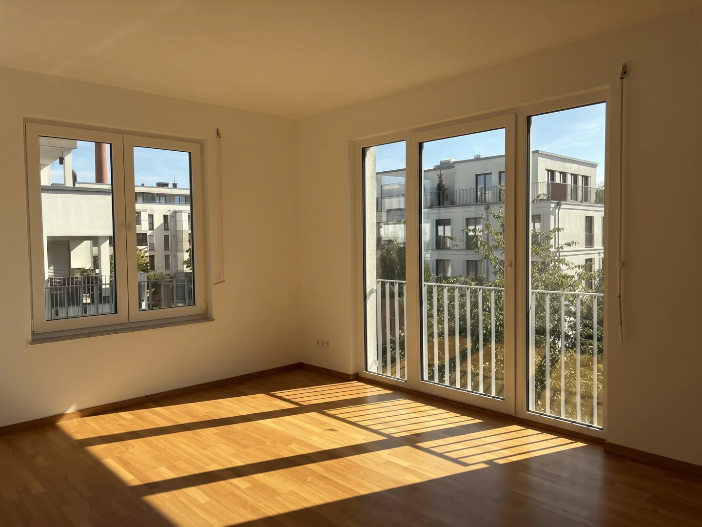 Mitten im Grünen, Mitten im Leben – Exklusive ~125 m² Wohnung mit Blick auf die Rednitzauen - Photo 2
