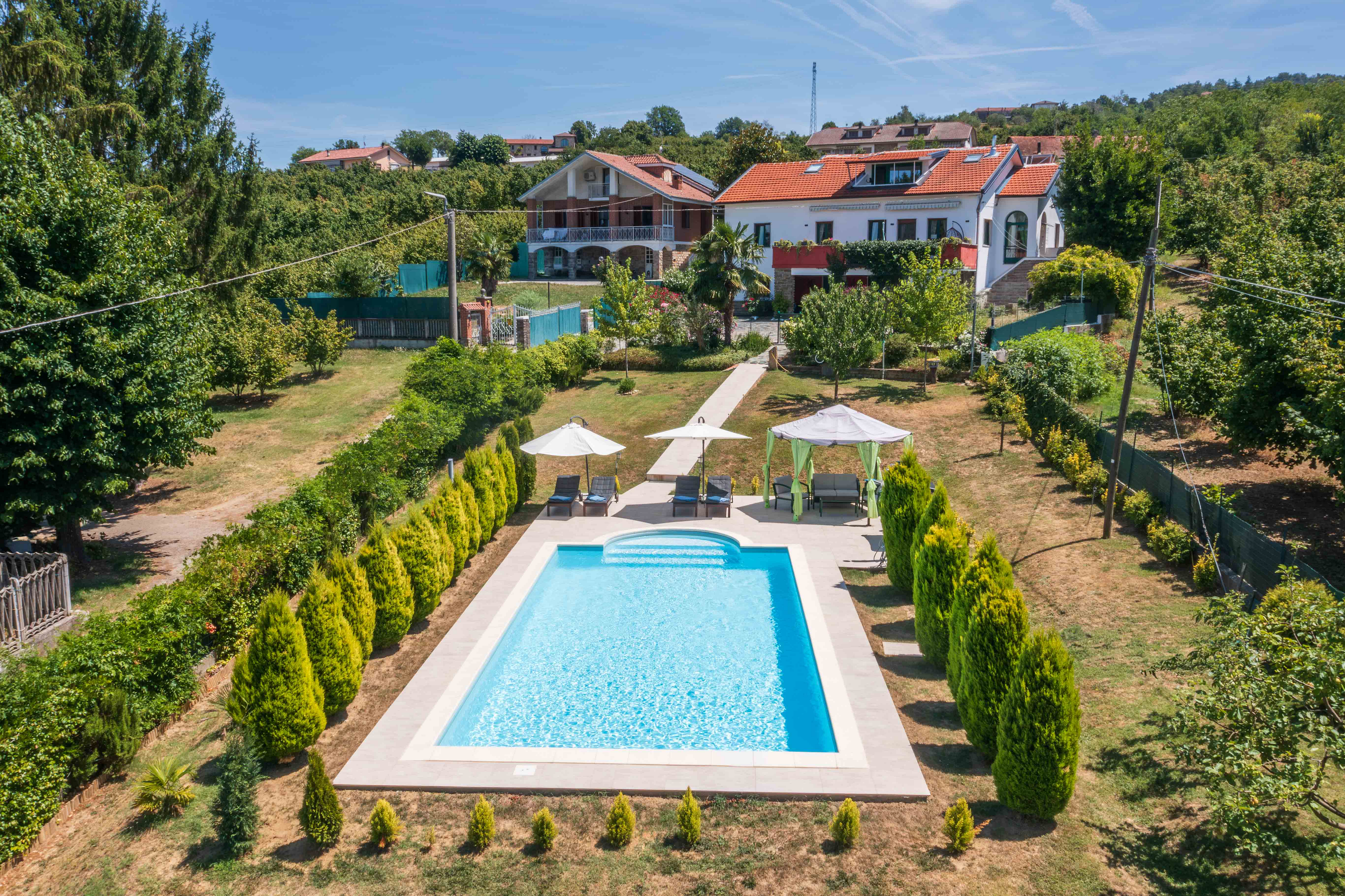 Villa Indipendente con Piscina e Giardino Privato