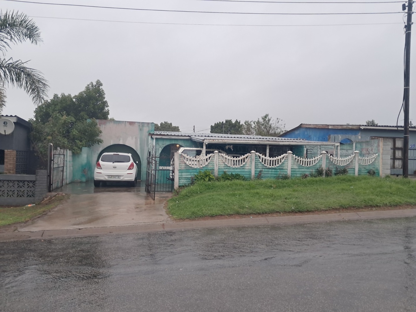 URGENT SALE | 3-Bed Home + Flatlet | Renovate & Add Value!