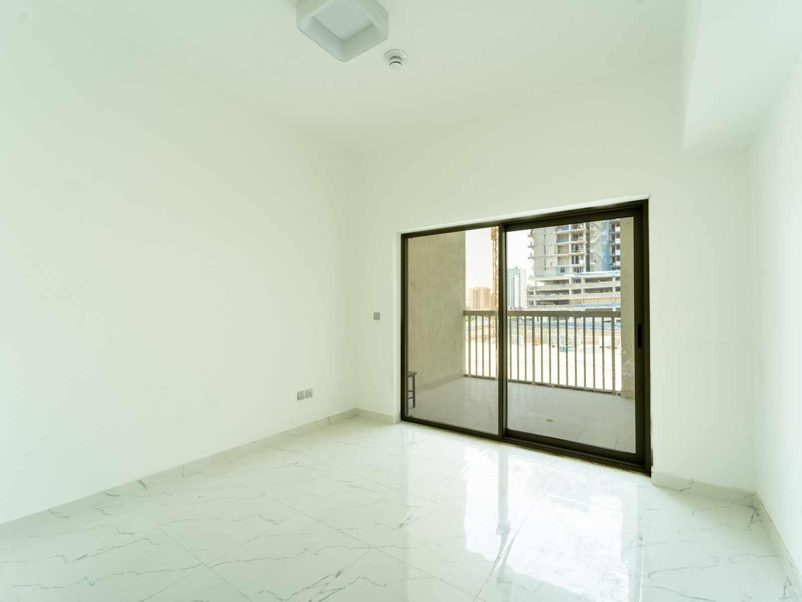 Spacious Studio | Unfurnished | Exclusive