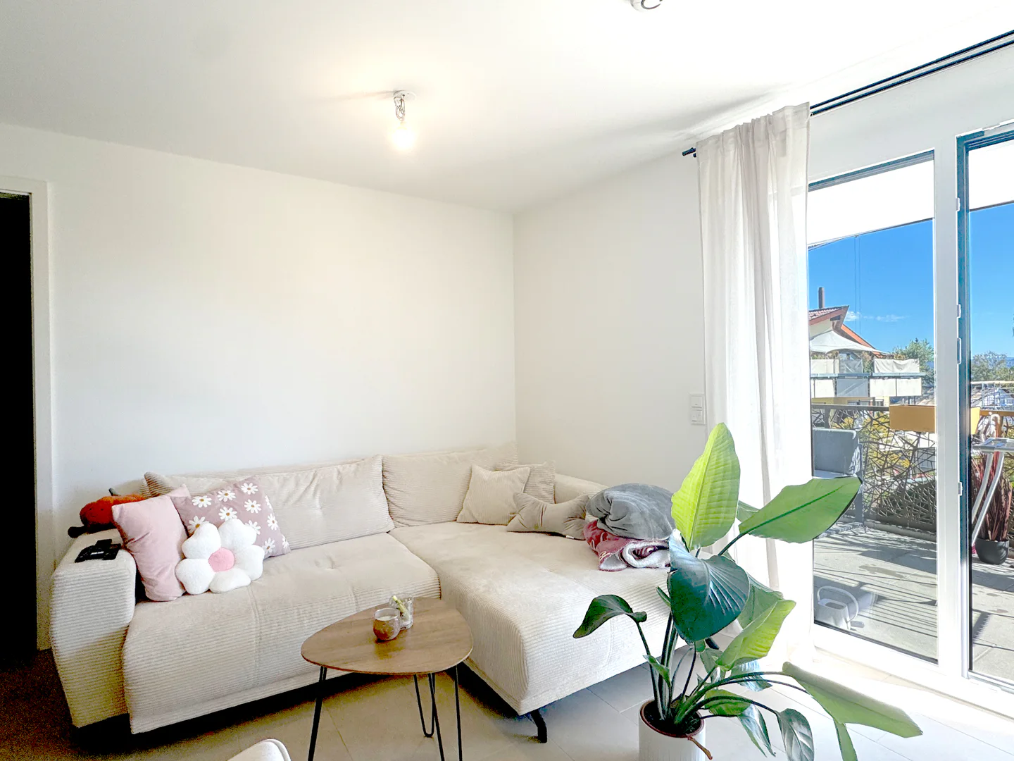 Modernes Wohnen in Seenähe – 2 Zimmer mit großzügigem Ostbalkon - Foto 2