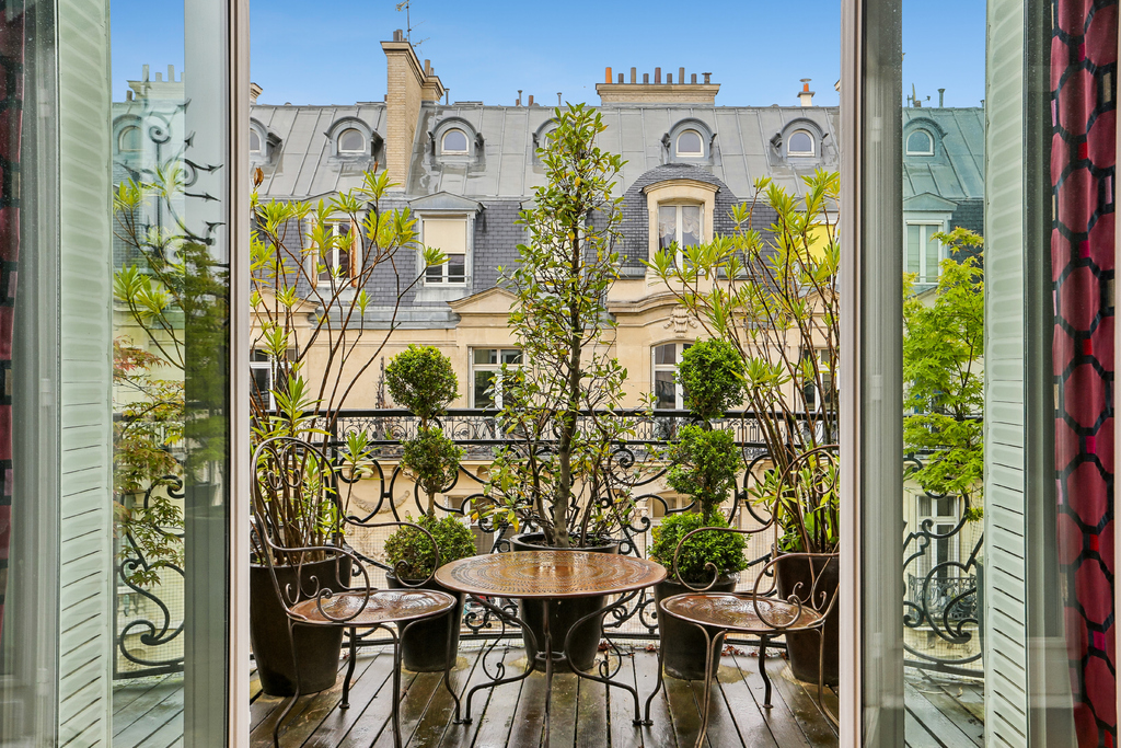 Paris XVII - Wohnung mit Terrasse in der Sonne - Pereire/Monceau