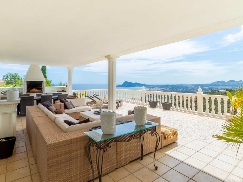 Prestigeträchtige villa mit Panoramablick