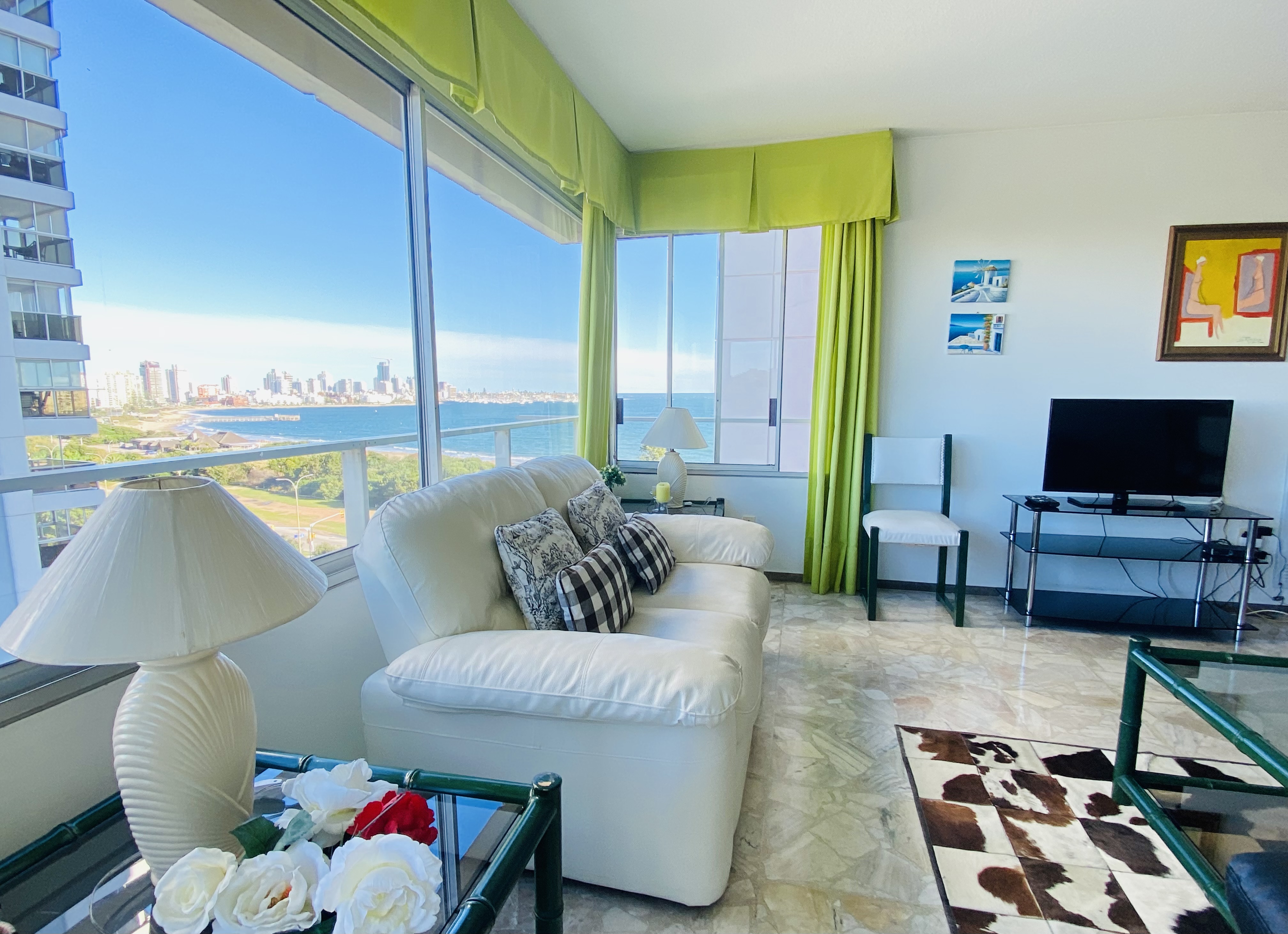 Apartment facing Playa Mansa