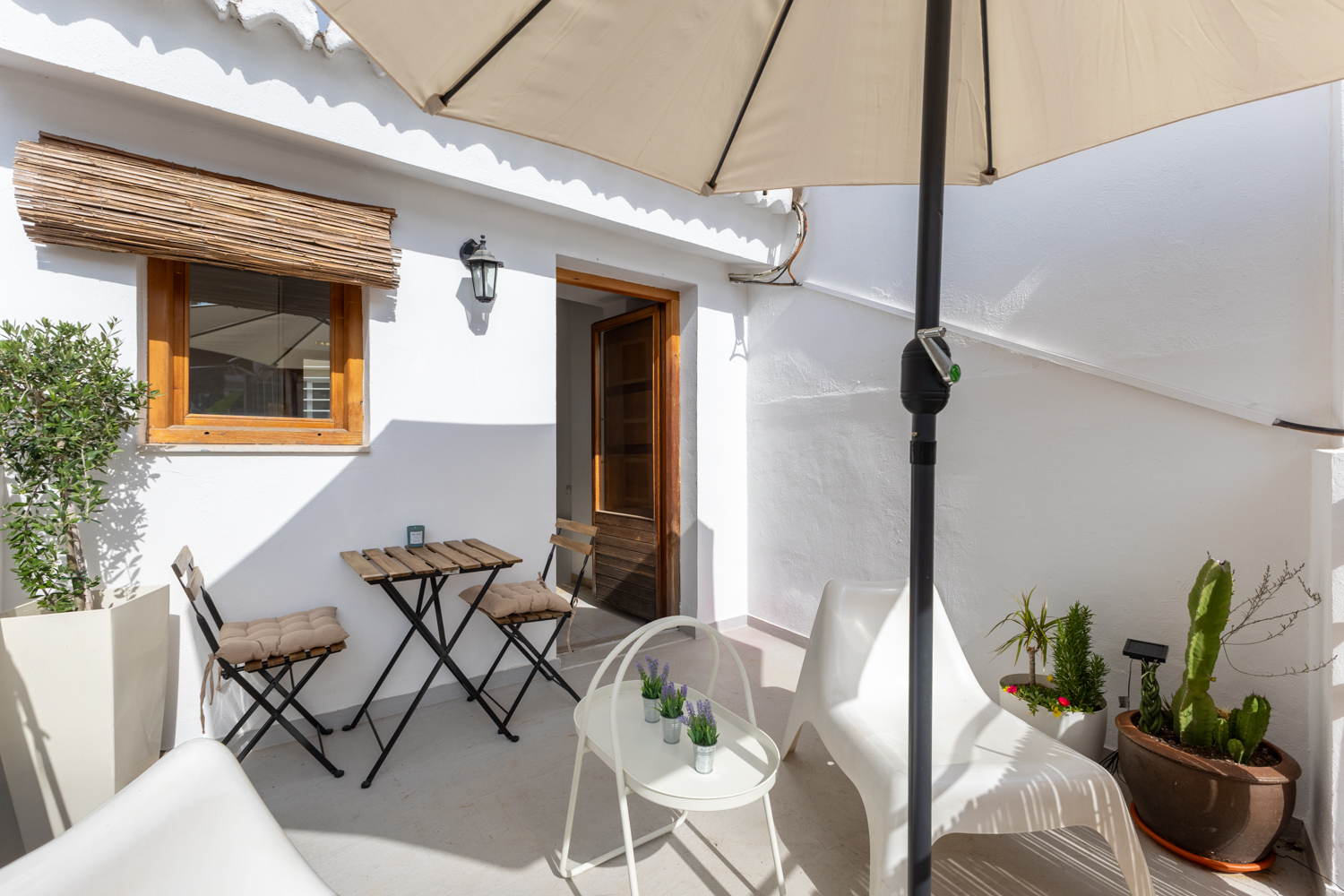 Cozy duplex with the terrace for short term