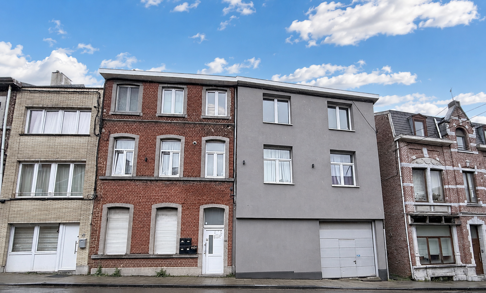 Immeuble de rapport entièrement rénové composé de 5 unités