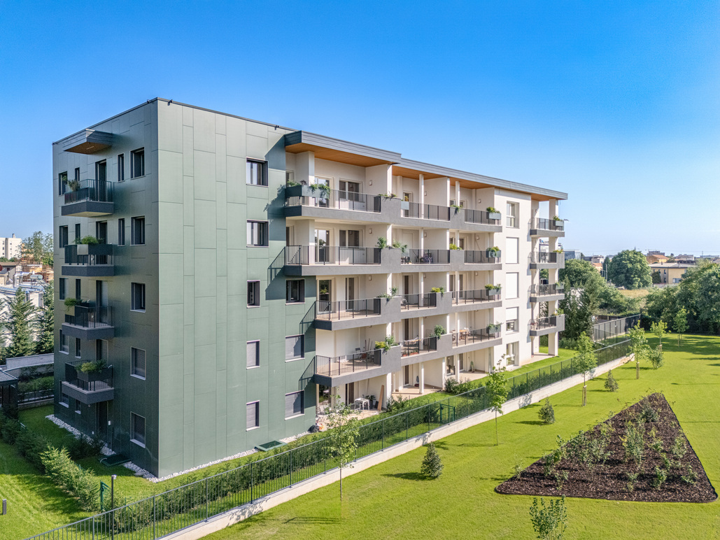 Bright newly built apartment
