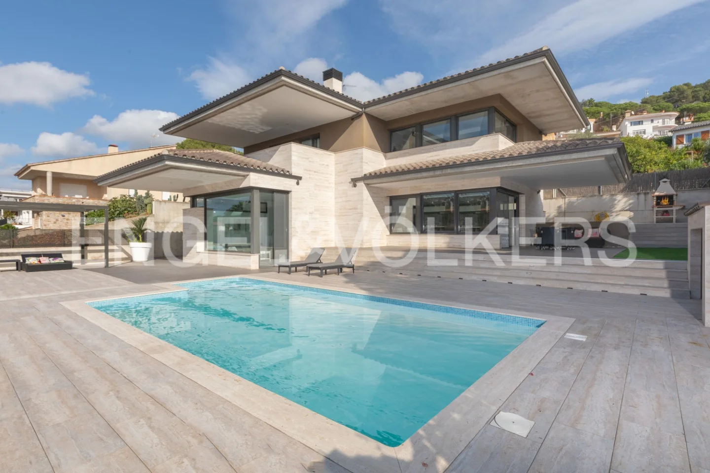 Beautiful modern house close to the centre in Tossa