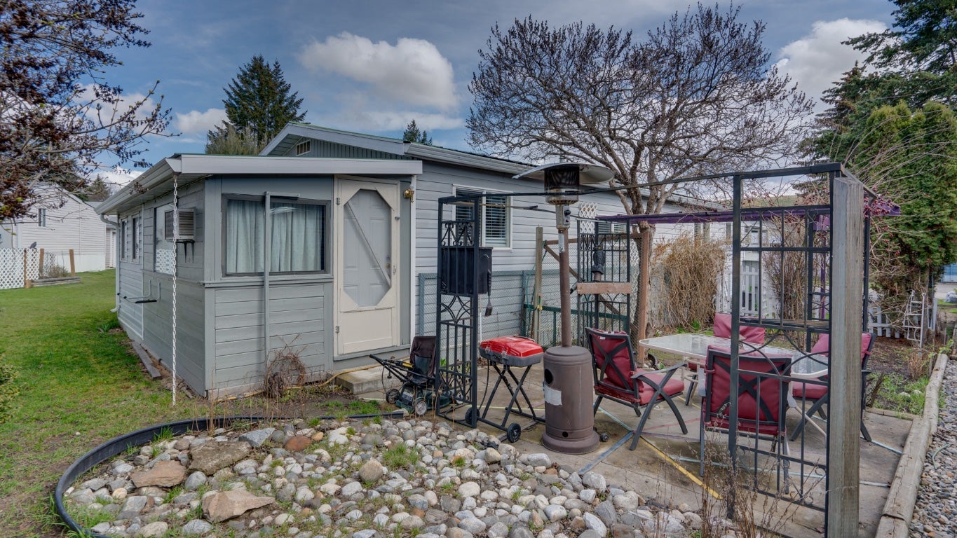 Cozy 55+ Living in Big Chief RV Park