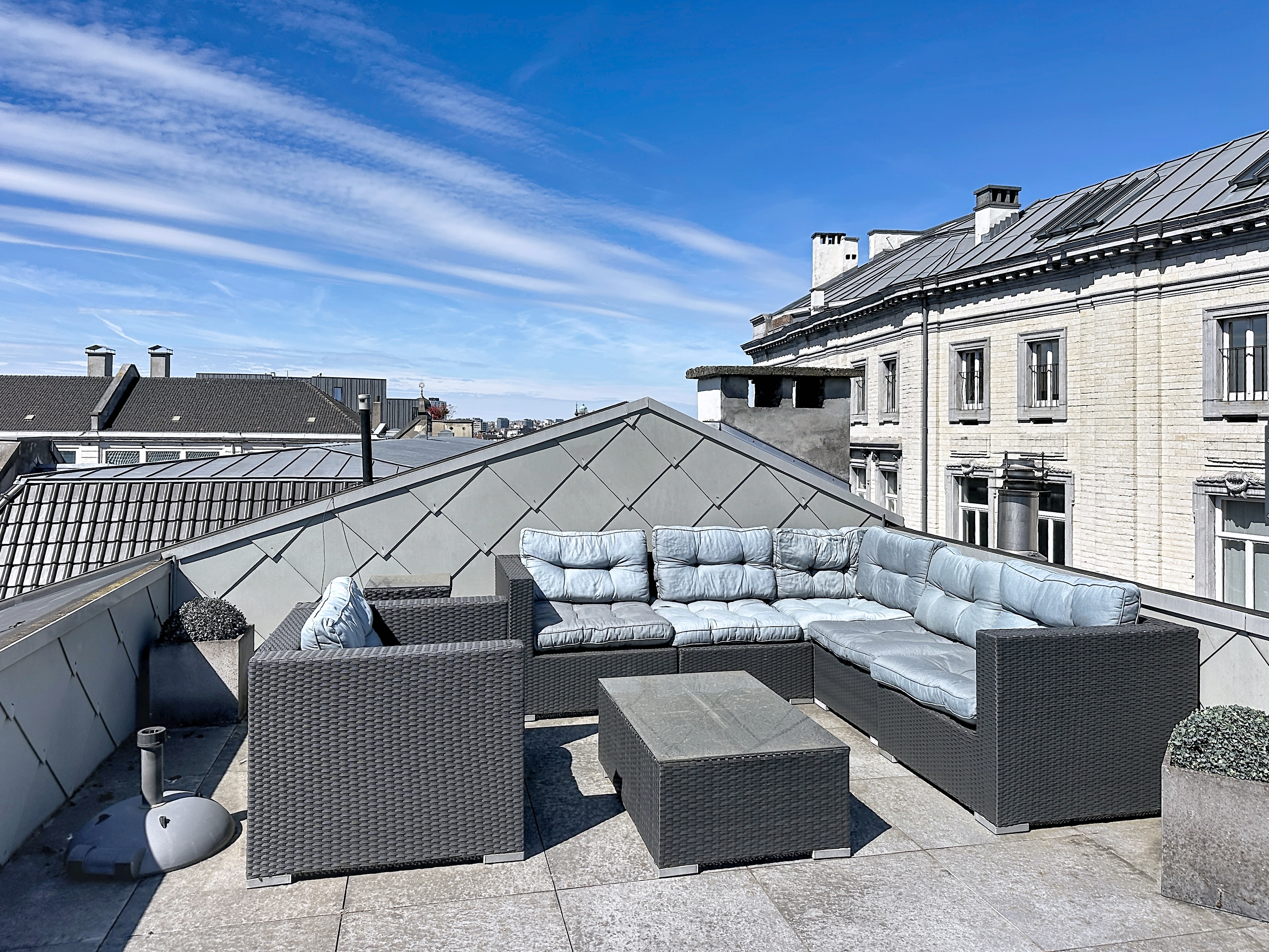 Furnished penthouse with a 25 m² terrace