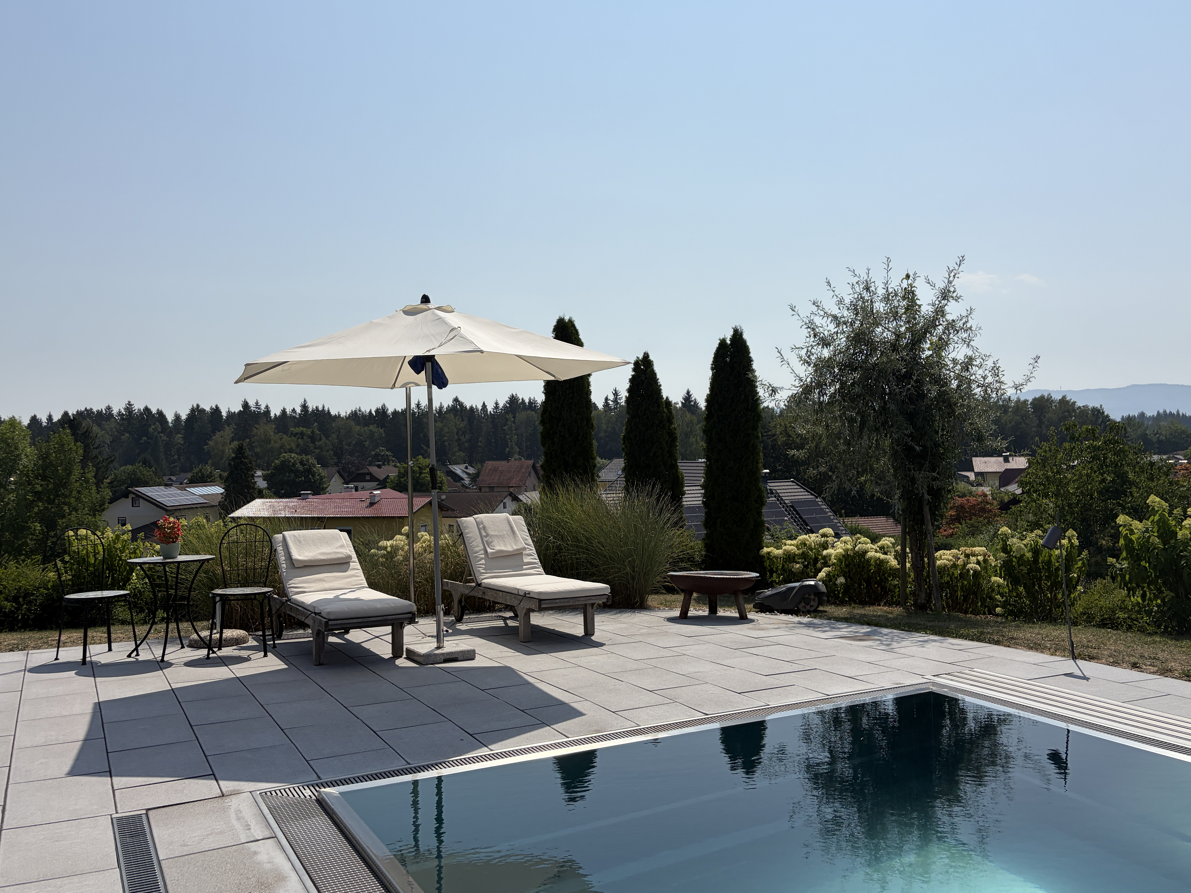 ZWEITWOHNSITZ möglich -Exklusives Designhaus mit Pool, Wellnessbereich, Smart Home & Premium-Ausstattung