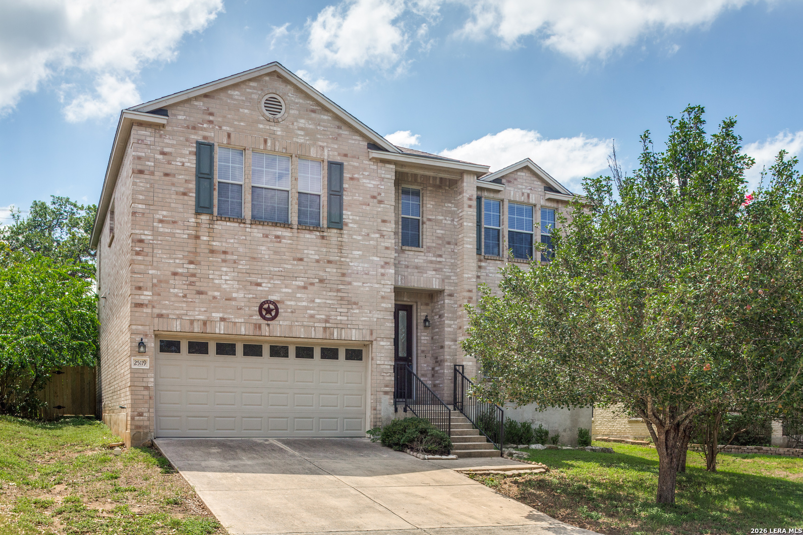 Comfort, Space, and Scenic Charm