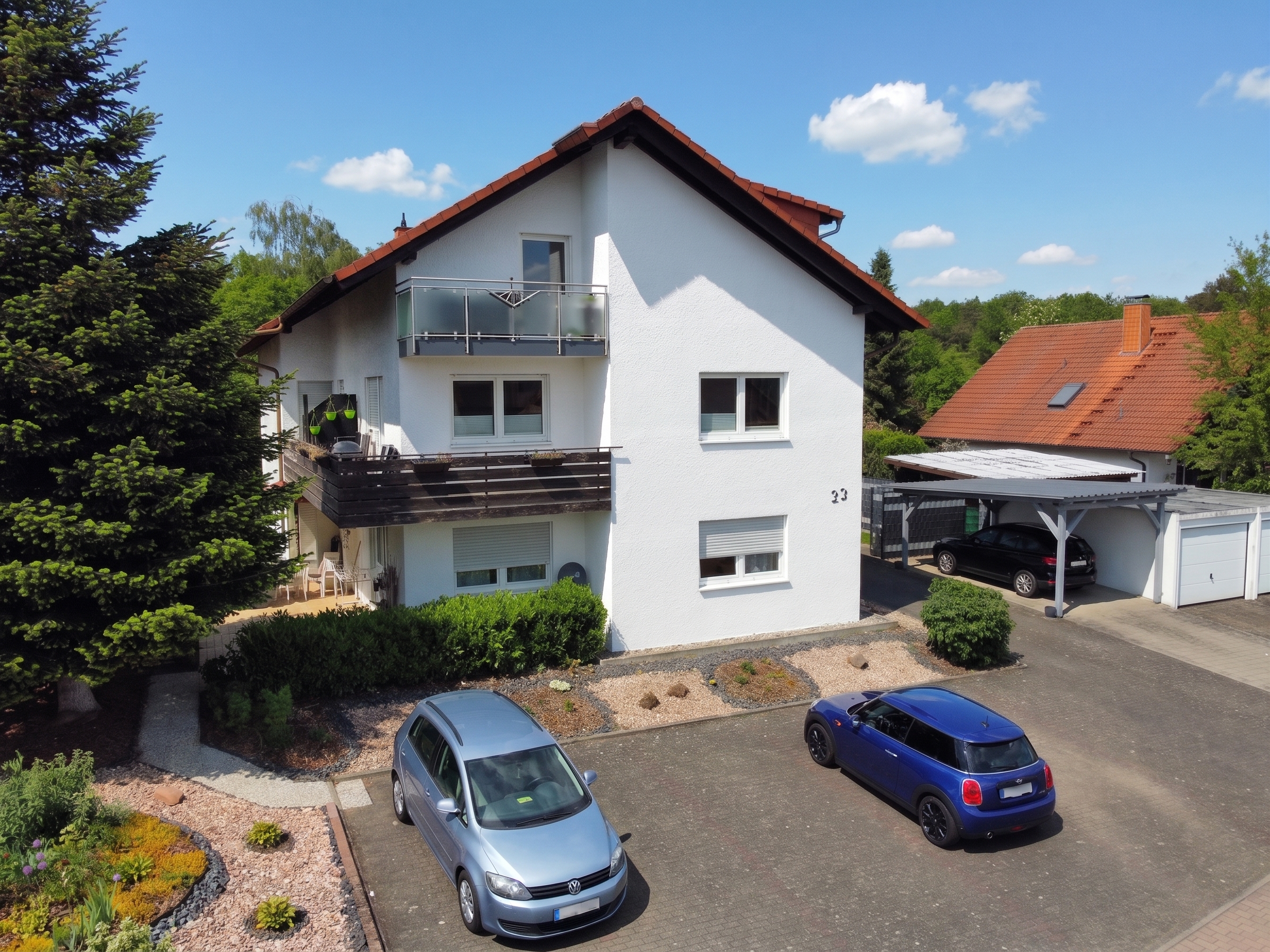 Eigentumswohnung mit Balkon und Garten in ruhiger Wohnlage!